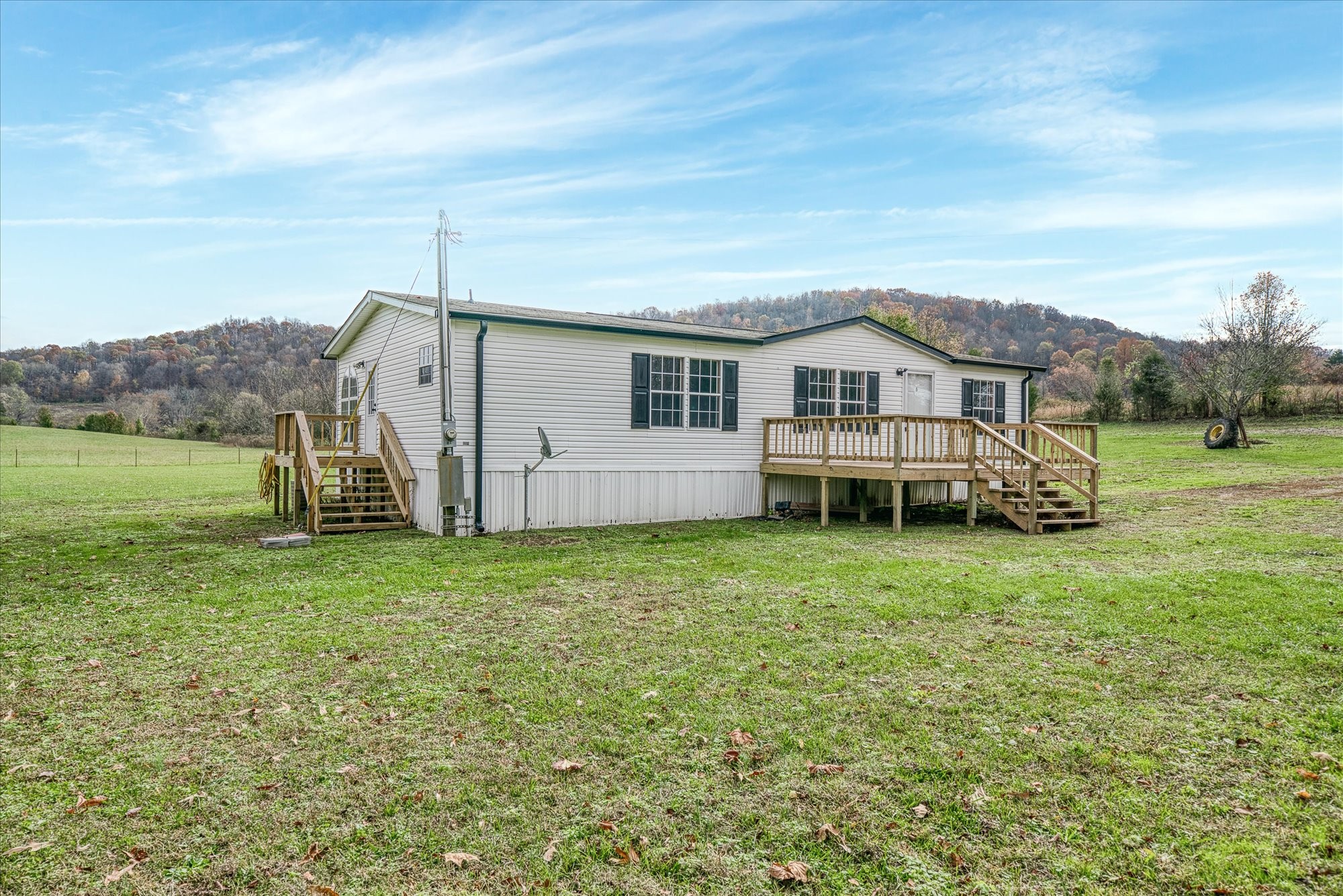 1476 Conrad Templeton Rd Property Photo 3