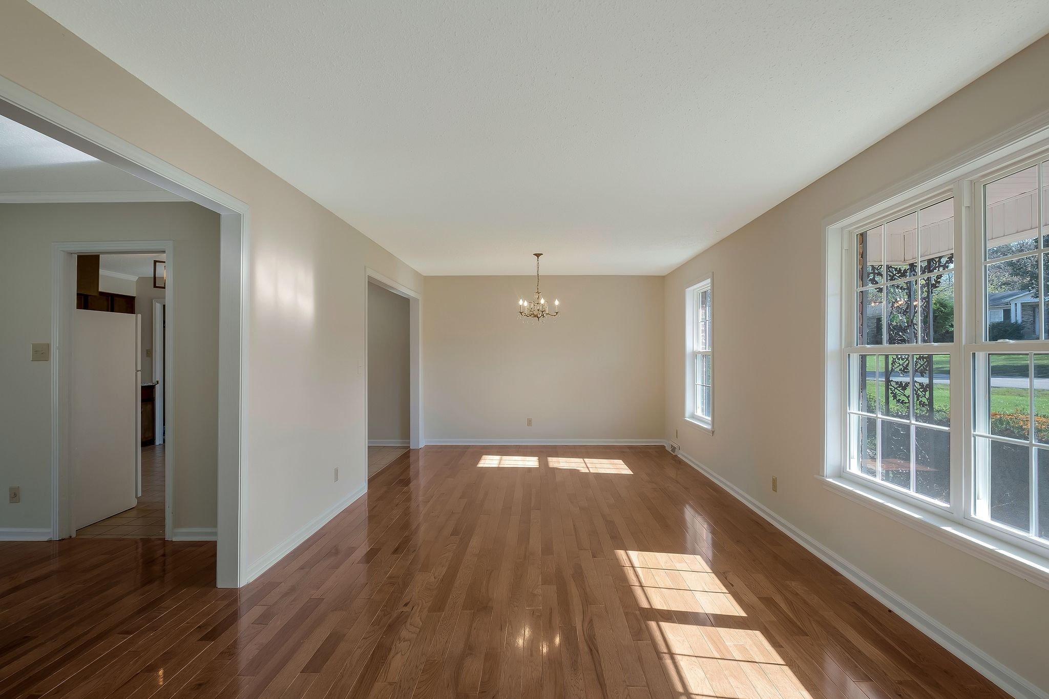 518 Hemingway Dr Property Photo 6
