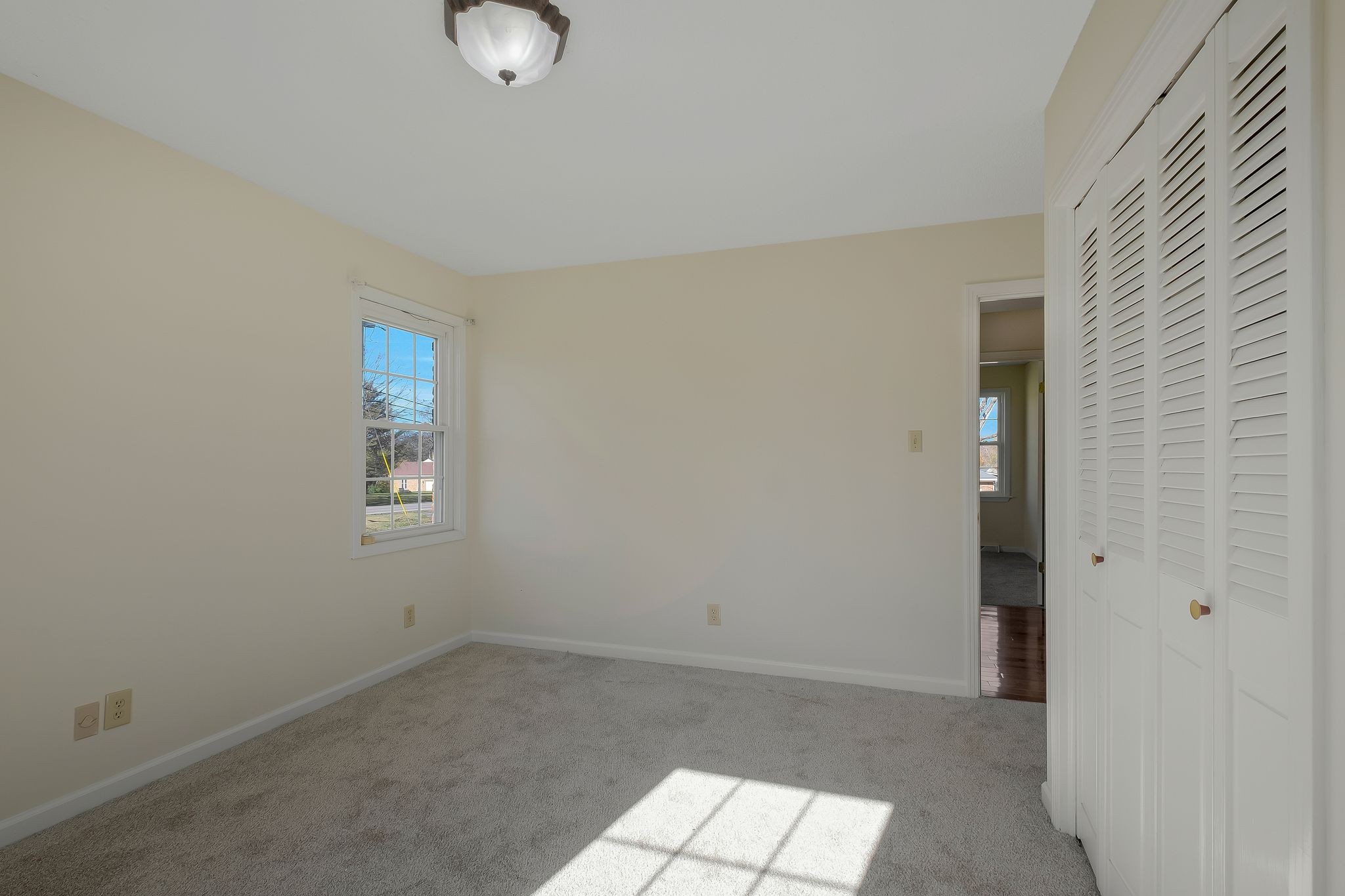 518 Hemingway Dr Property Photo 21