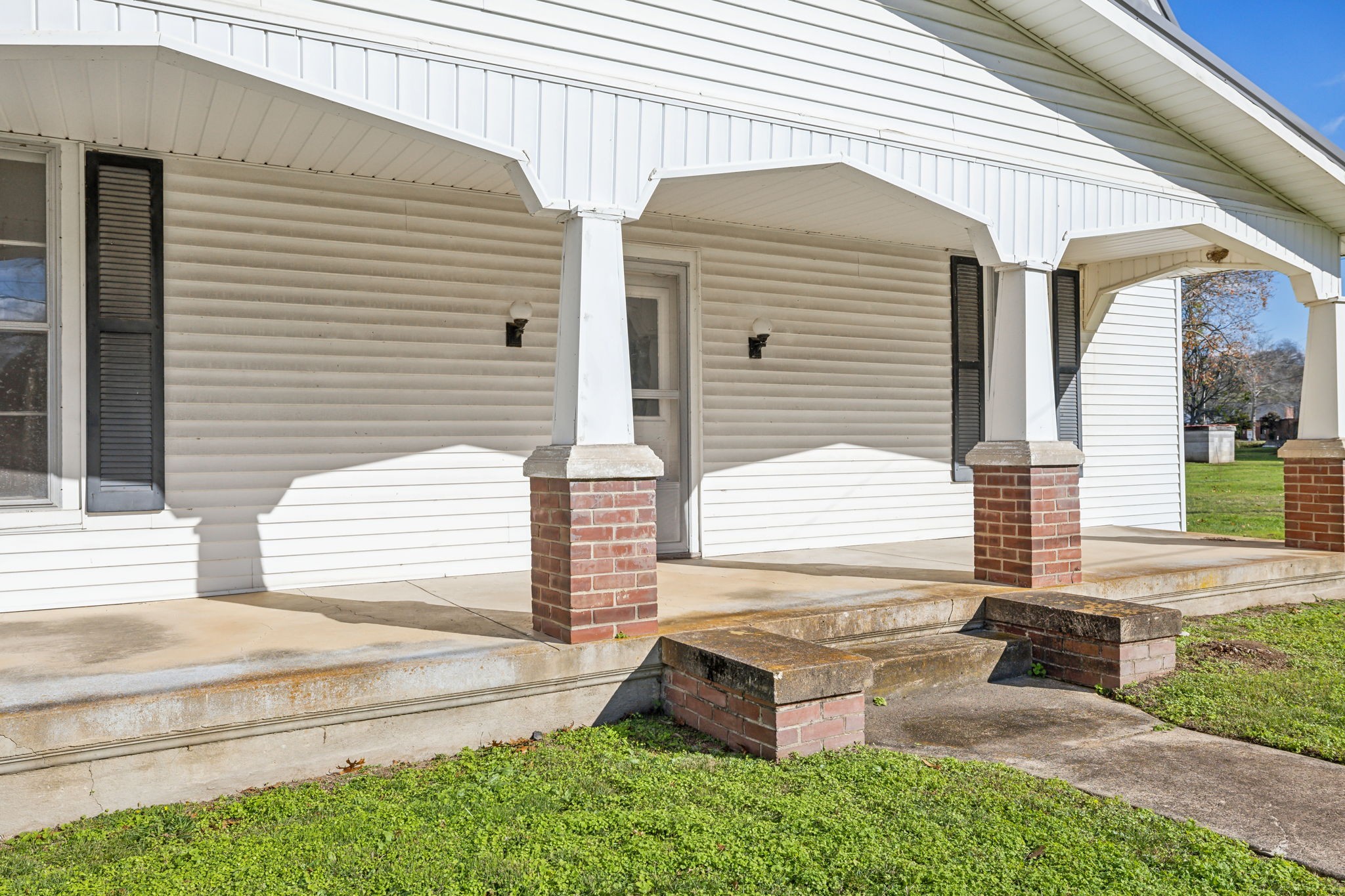 4103 Hampshire Pike Property Photo 9