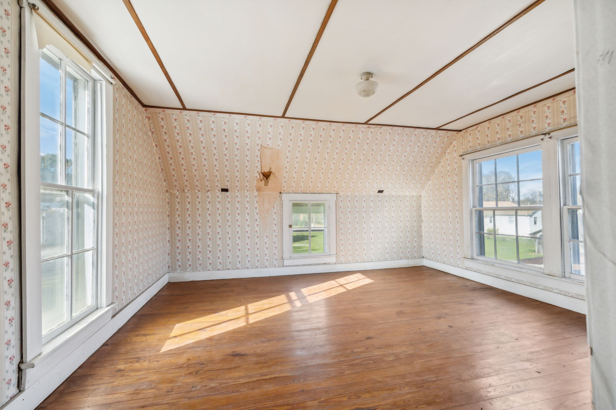 4103 Hampshire Pike Property Photo 23