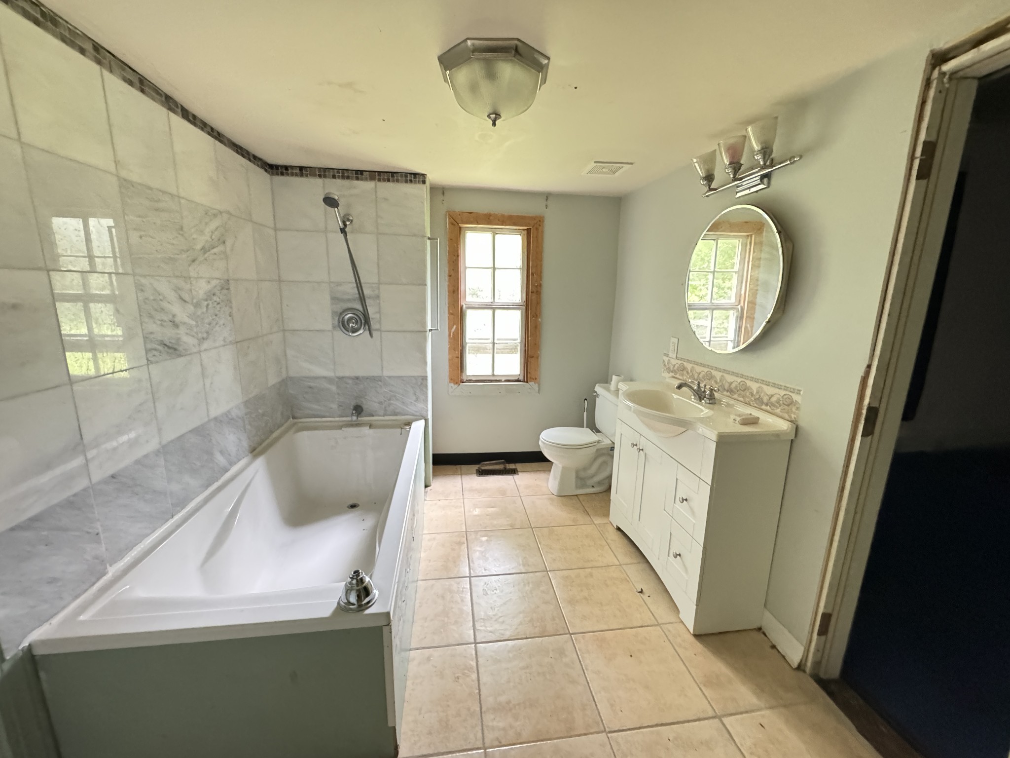2342 Valley Creek Rd Property Photo 22