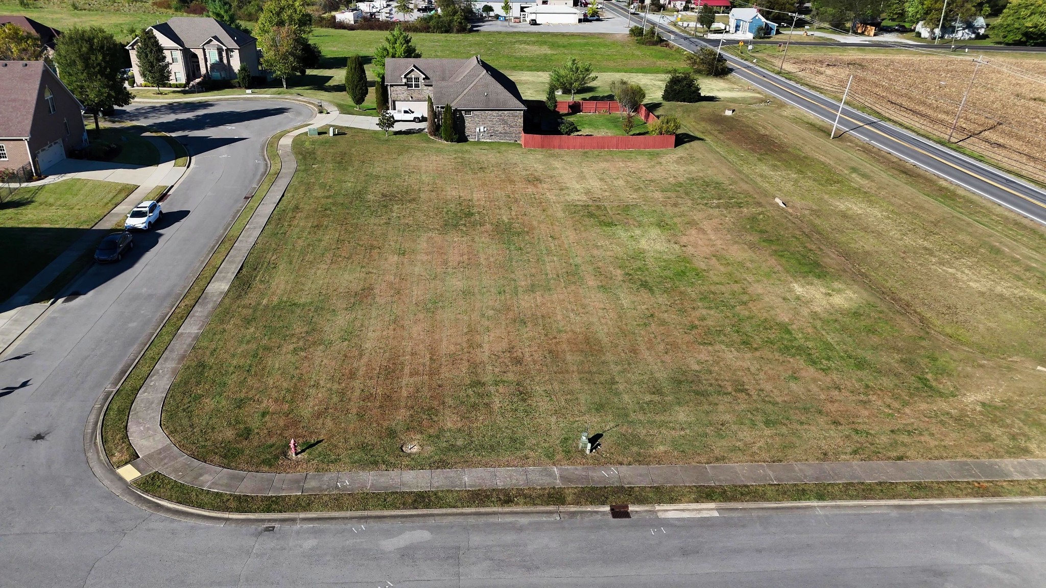 700 Hardys Court Property Photo 2