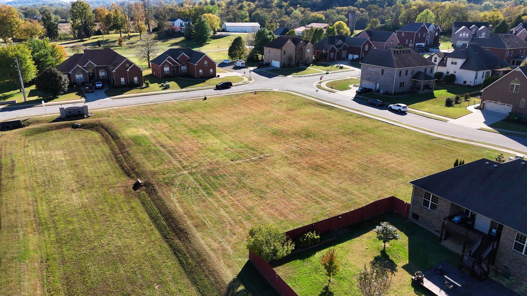 700 Hardys Court Property Photo 3