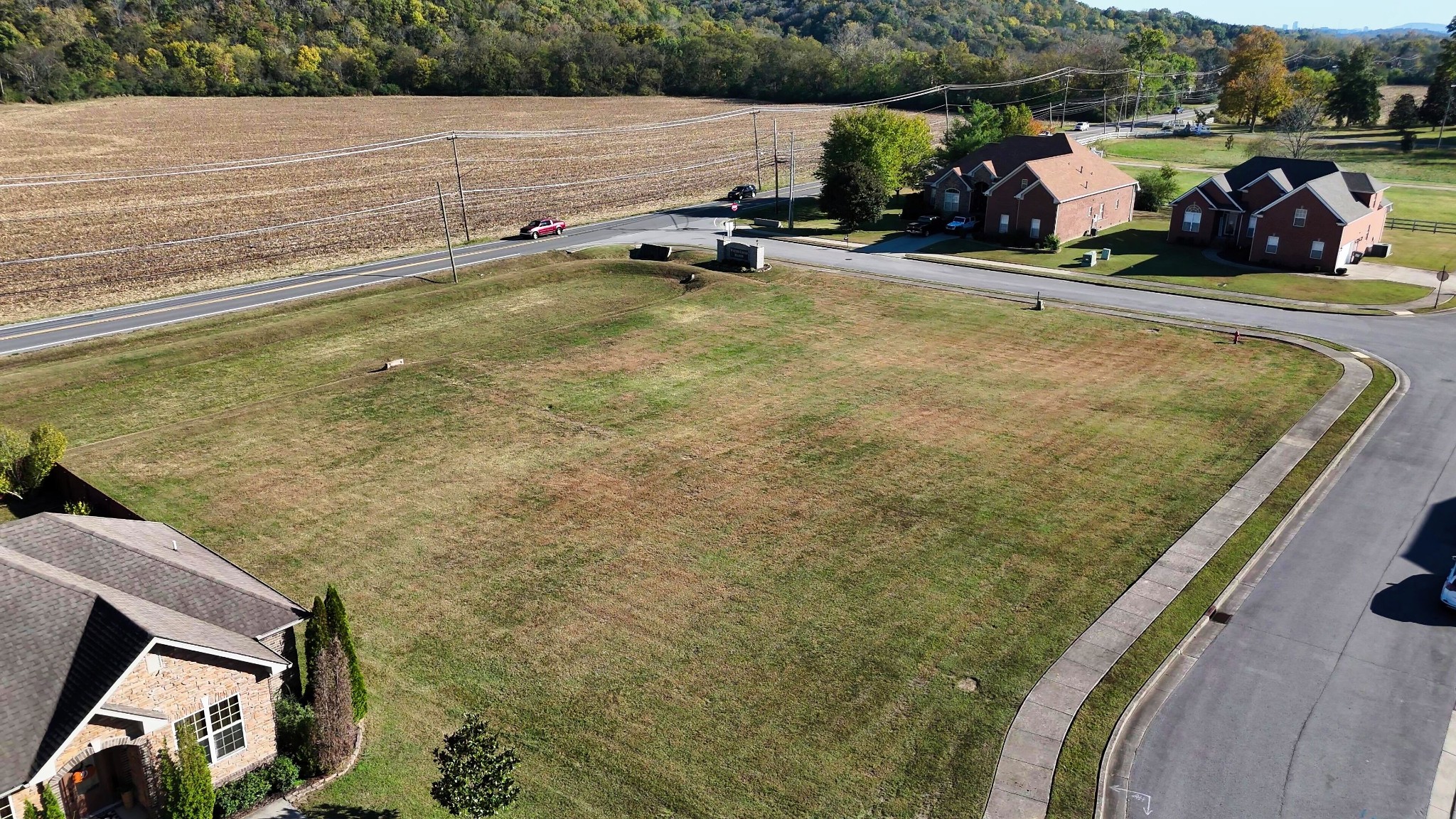 700 Hardys Court Property Photo 4