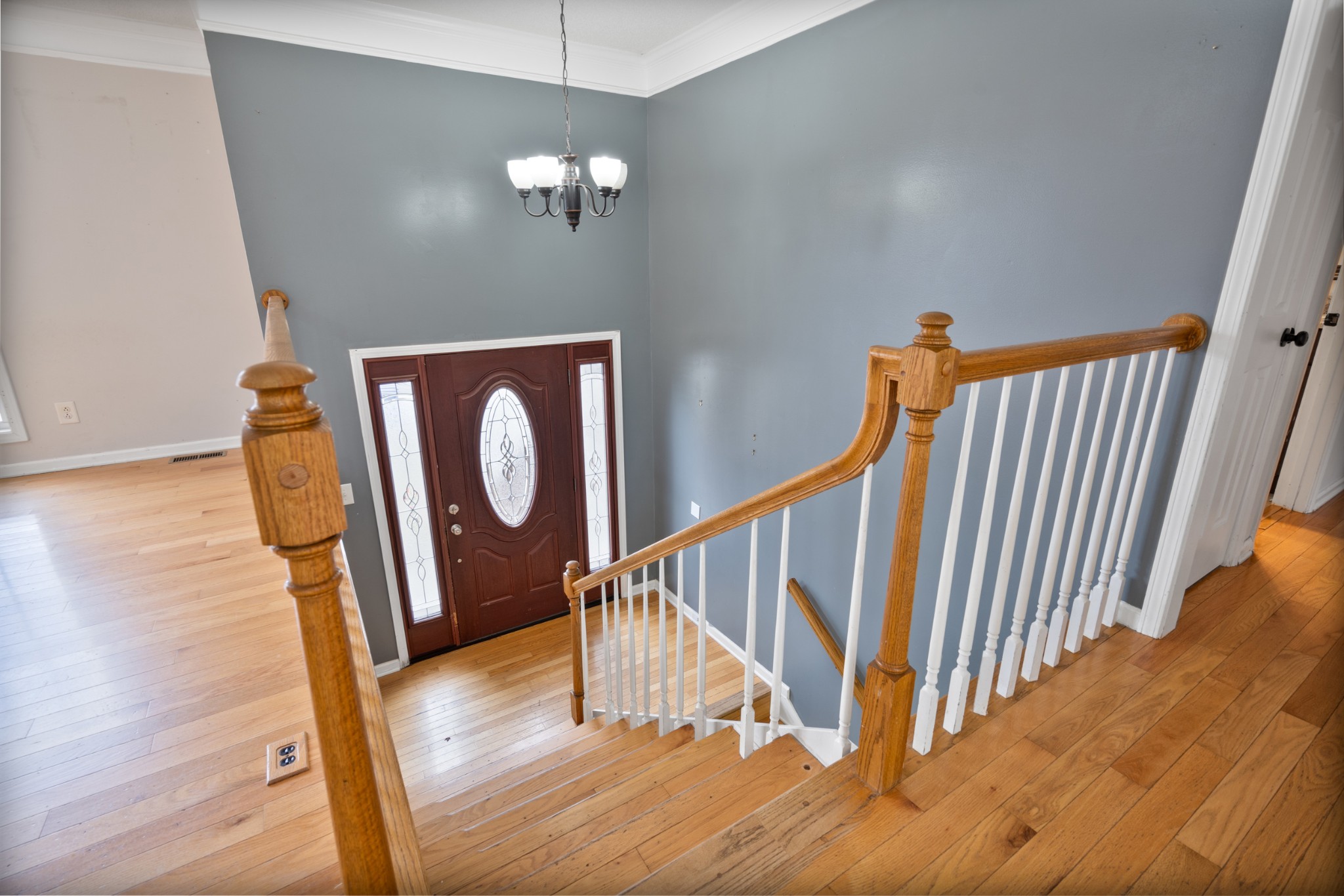 188 Whitehall Dr Property Photo 6