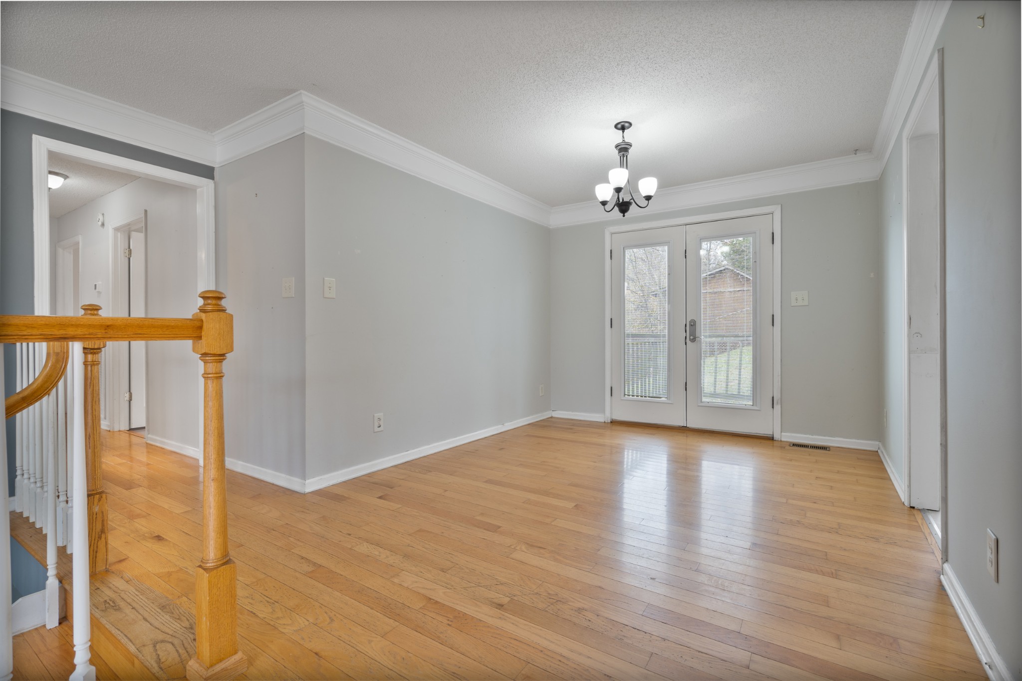 188 Whitehall Dr Property Photo 14