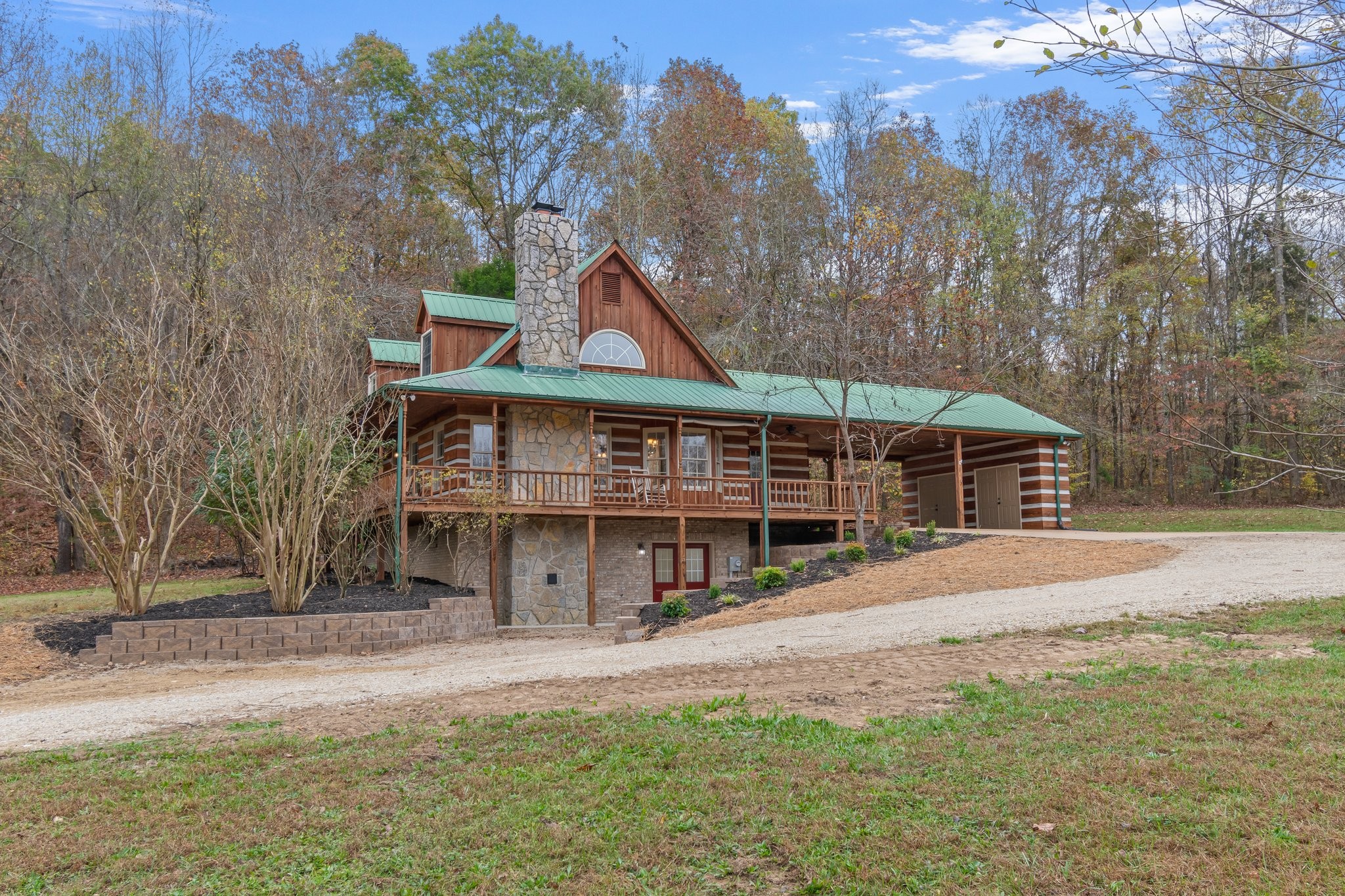 1055 Wades Branch Rd Property Photo 3