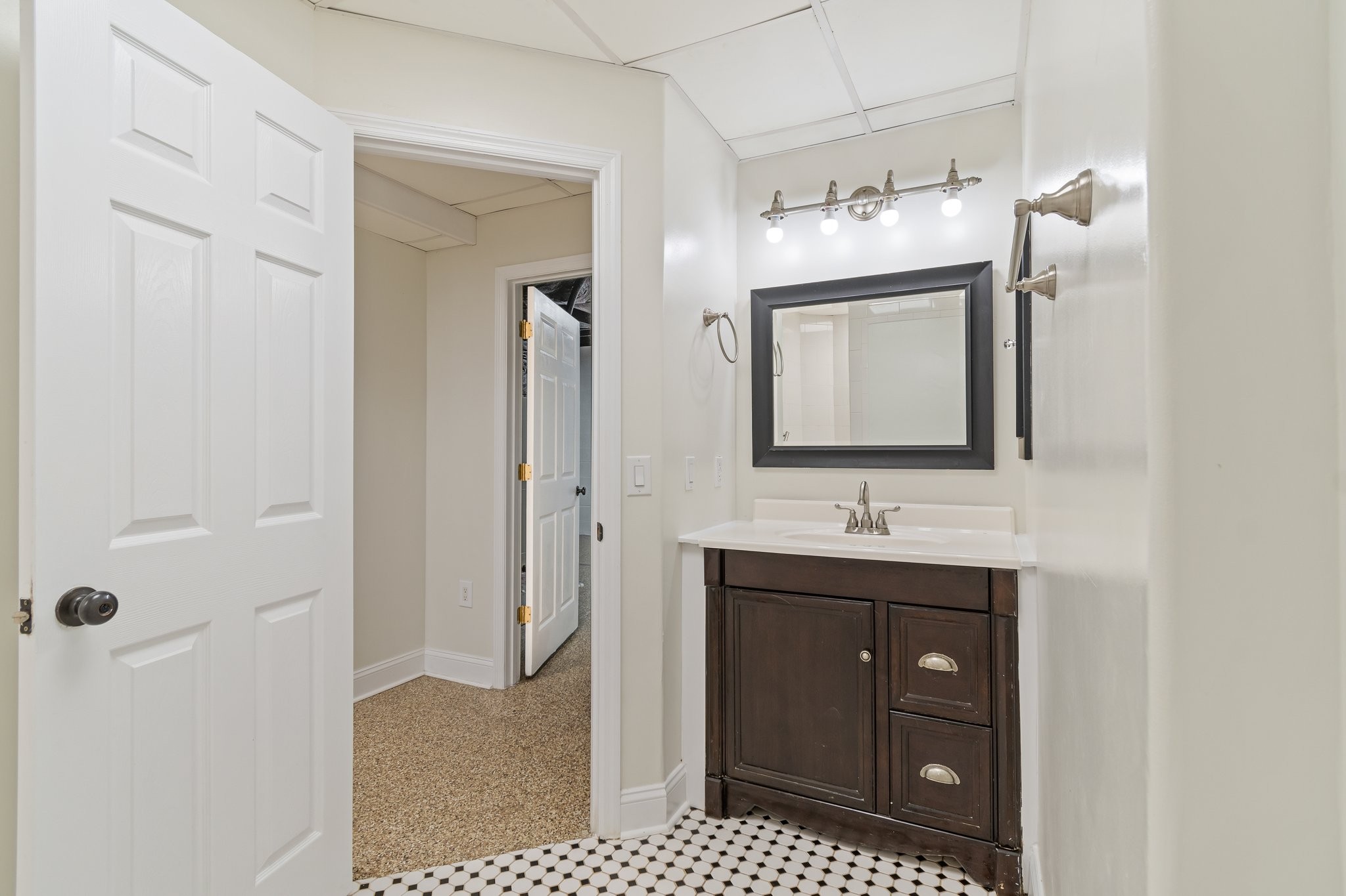 1055 Wades Branch Rd Property Photo 52