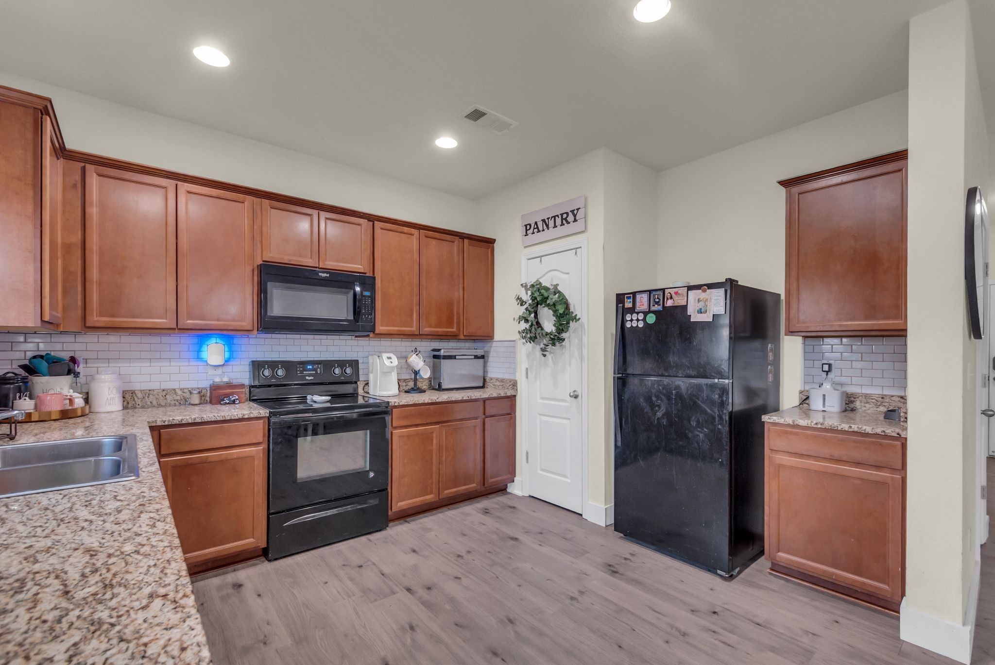 2413 Pollen Way Property Photo 15