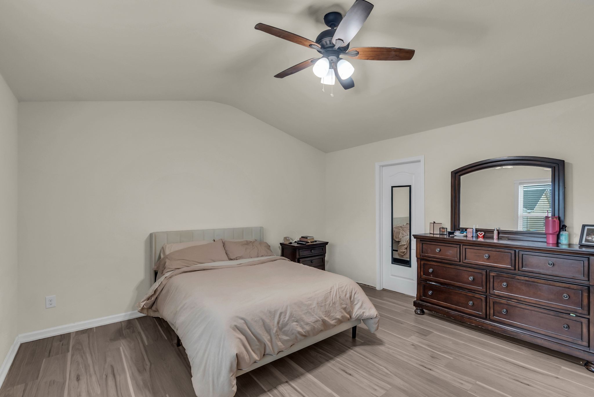 2413 Pollen Way Property Photo 24