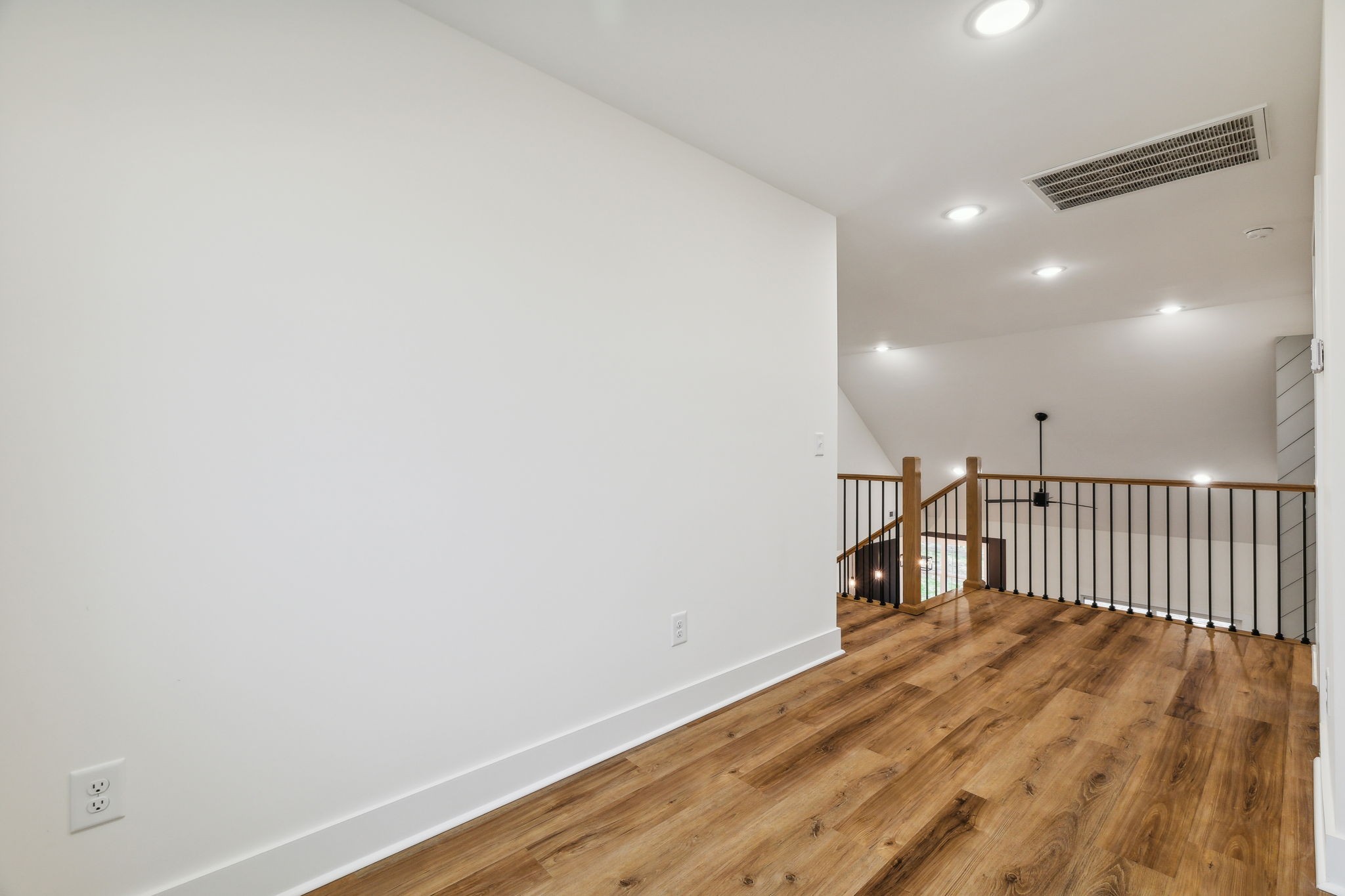 6453 Hopewell Rd Property Photo 33