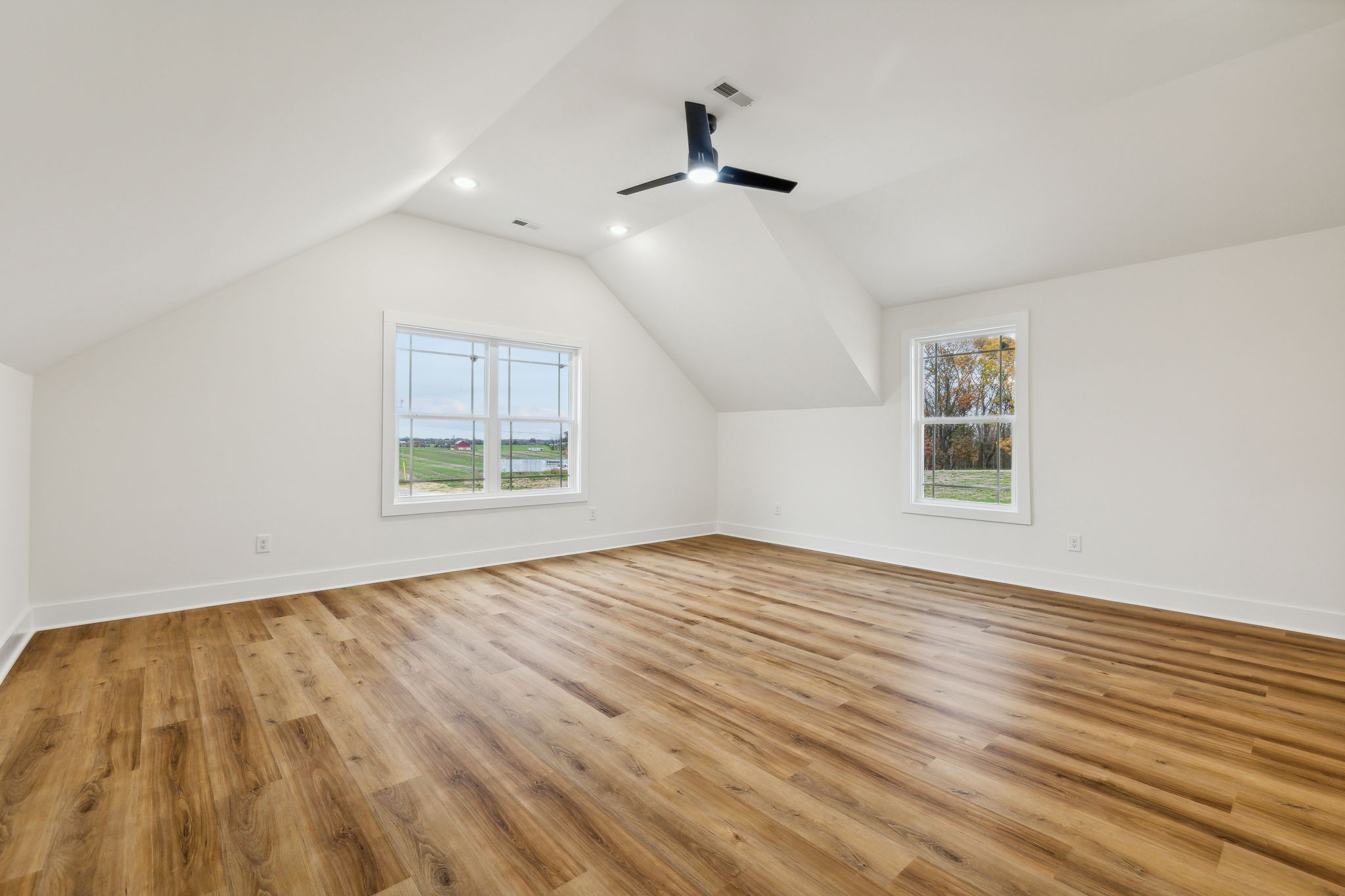 6453 Hopewell Rd Property Photo 36