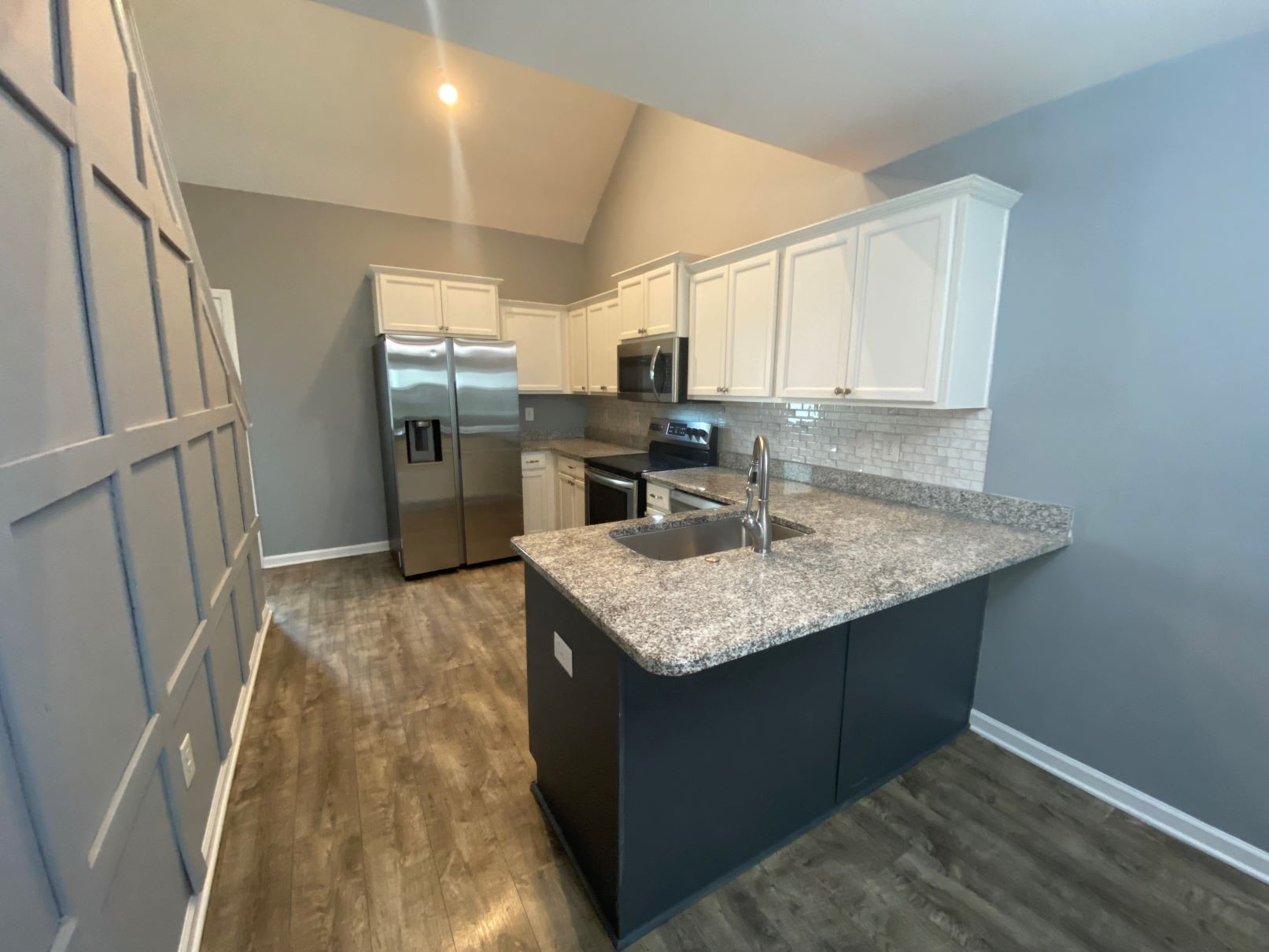 3246 Clemons Cir Property Photo 5
