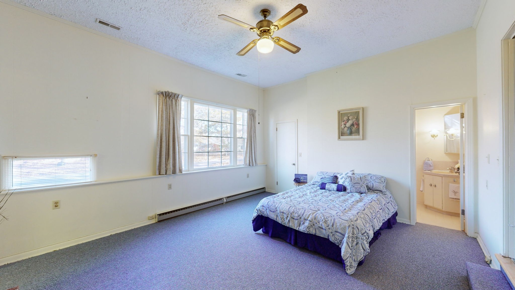 400 Edgewood Dr Property Photo 12