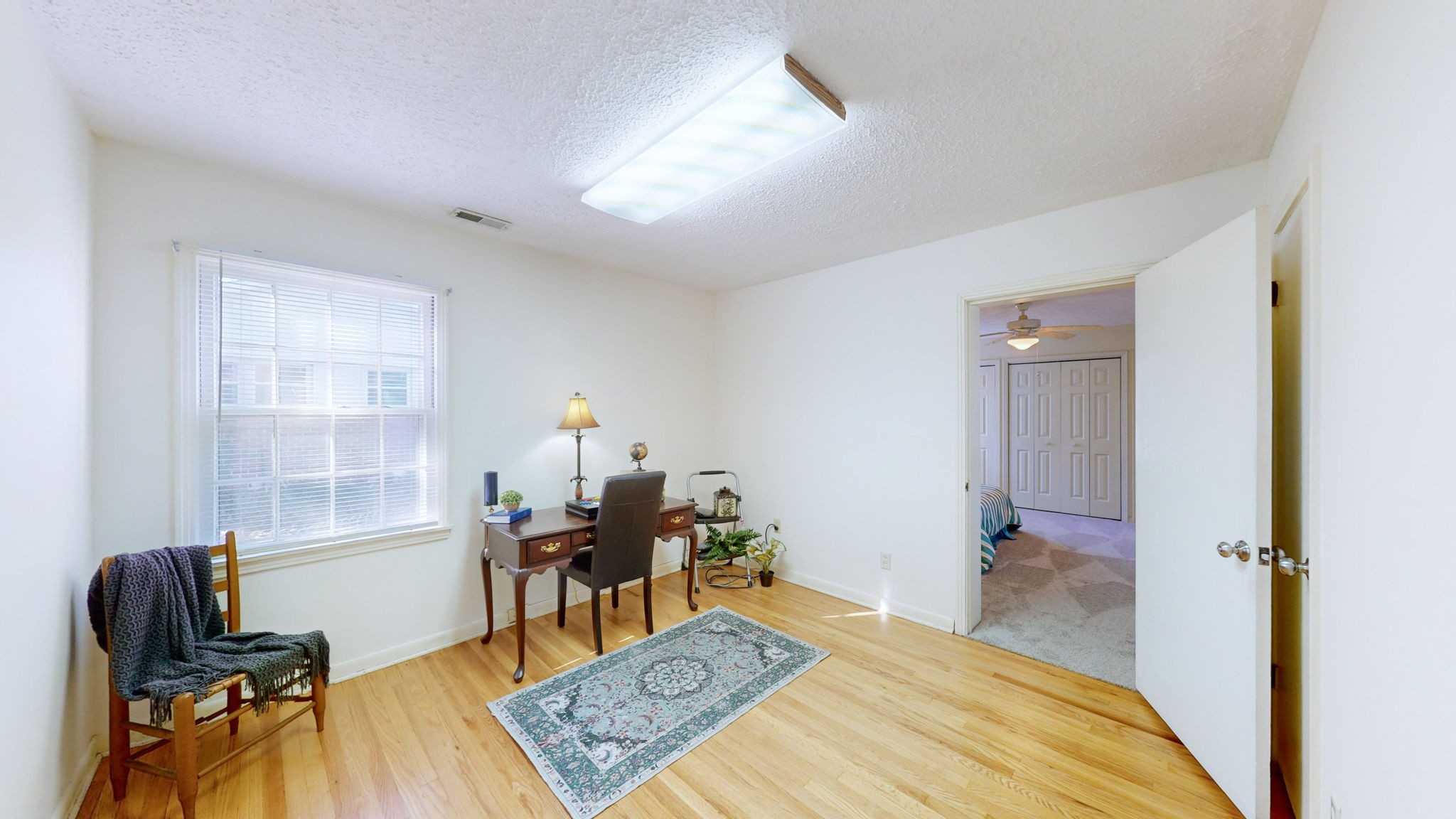 400 Edgewood Dr Property Photo 23