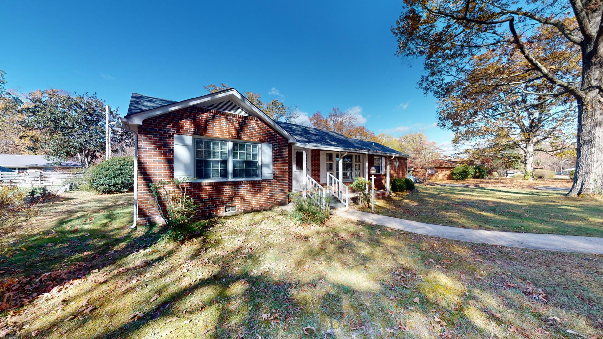 400 Edgewood Dr Property Photo 38