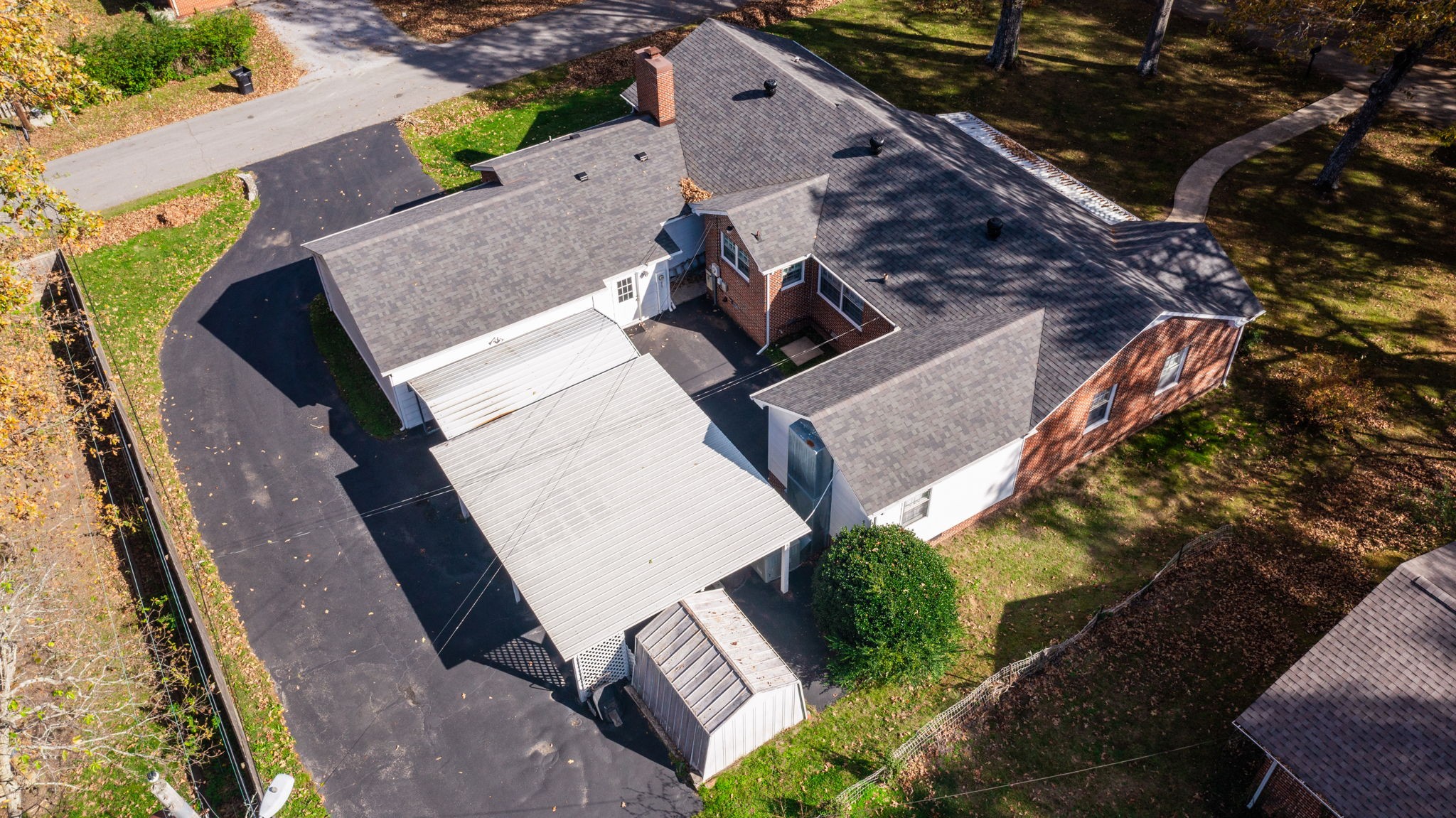 400 Edgewood Dr Property Photo 43