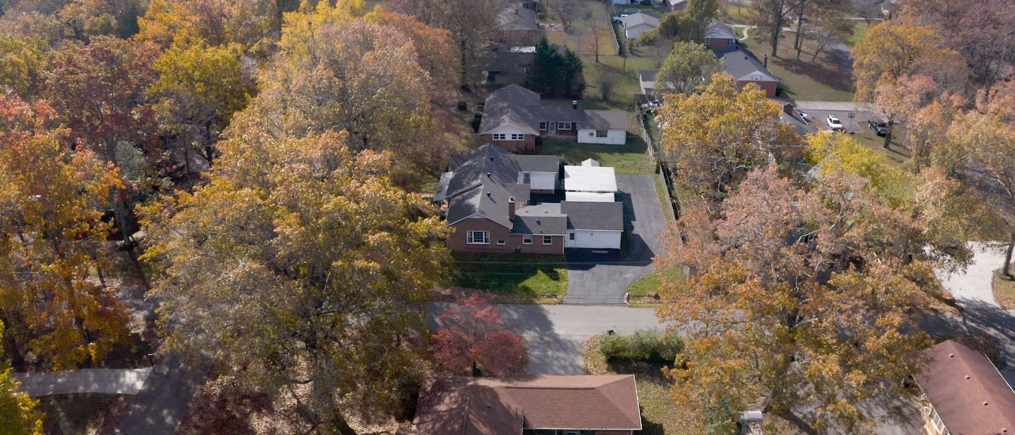 400 Edgewood Dr Property Photo 44