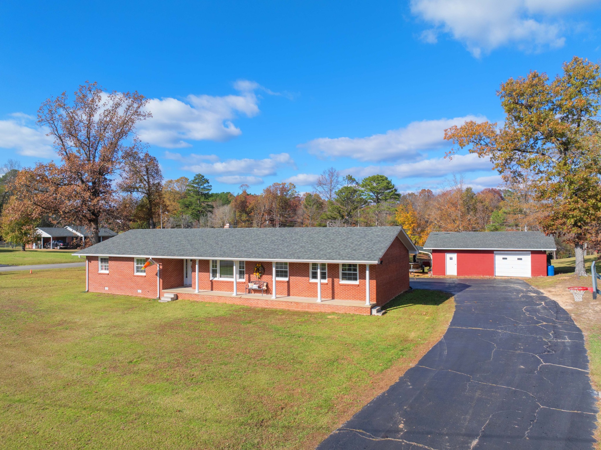 19 Maple Cir Property Photo