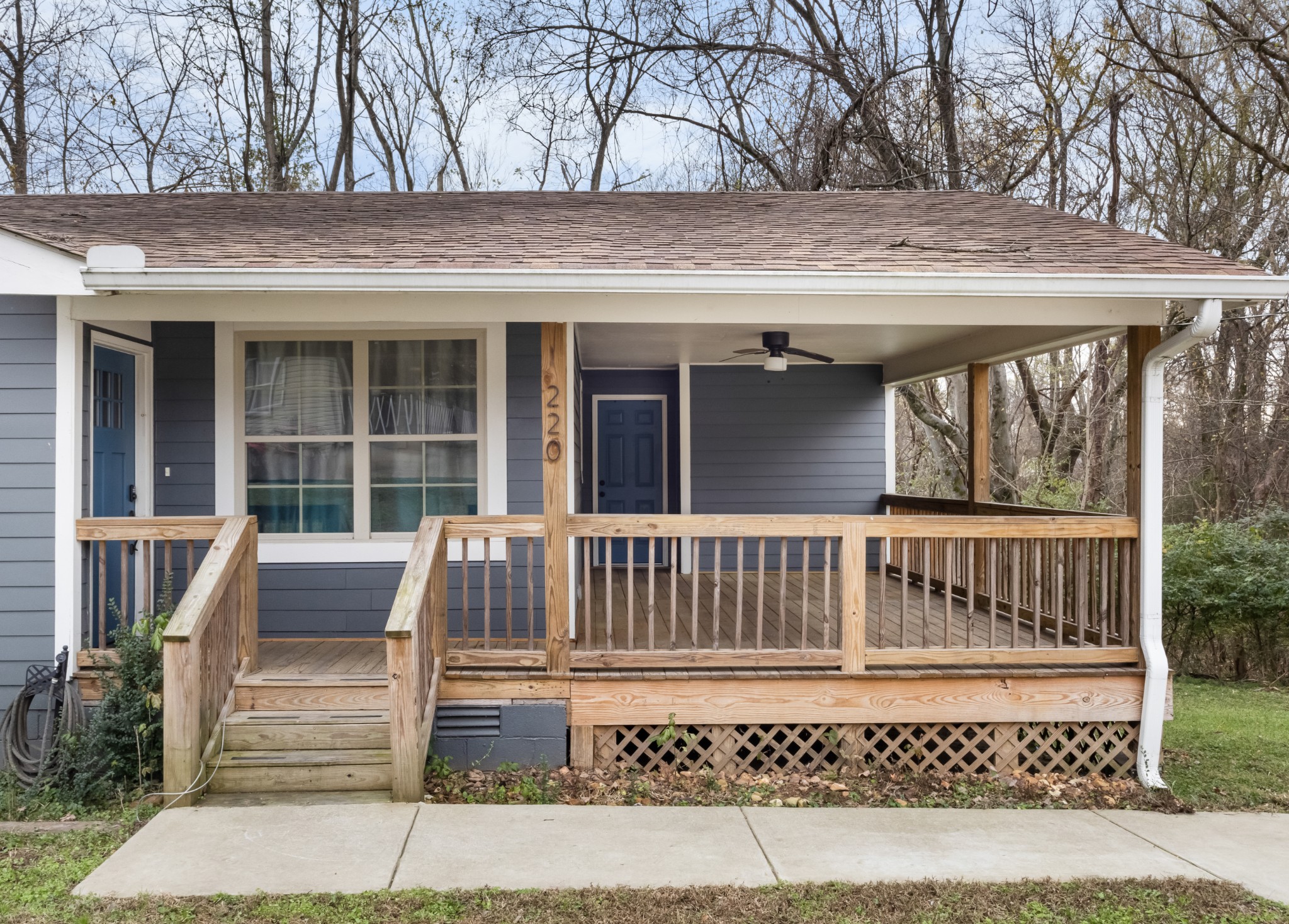 220 Locust St Property Photo 4