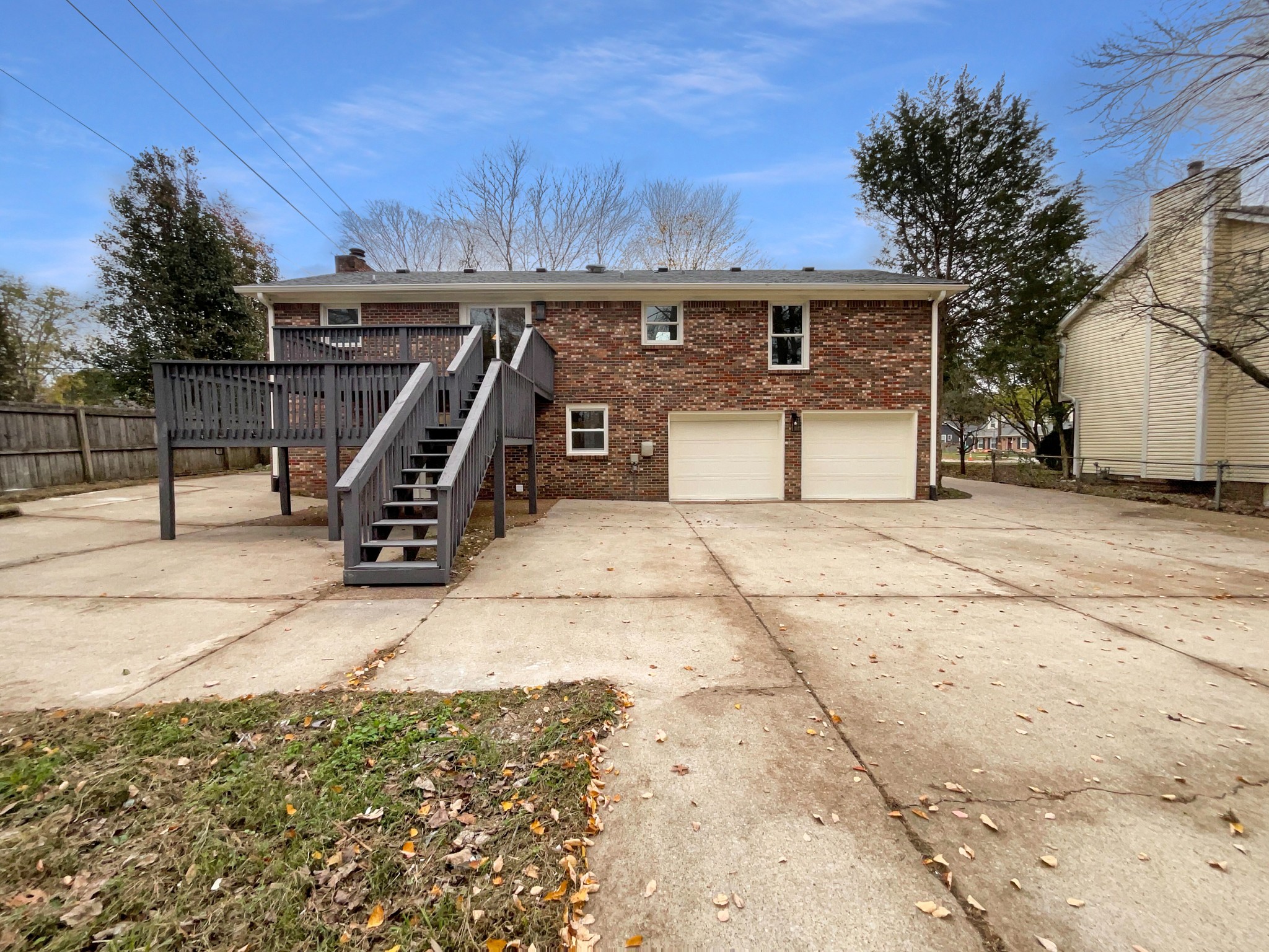 7605 Rolling River Pkwy Property Photo 8