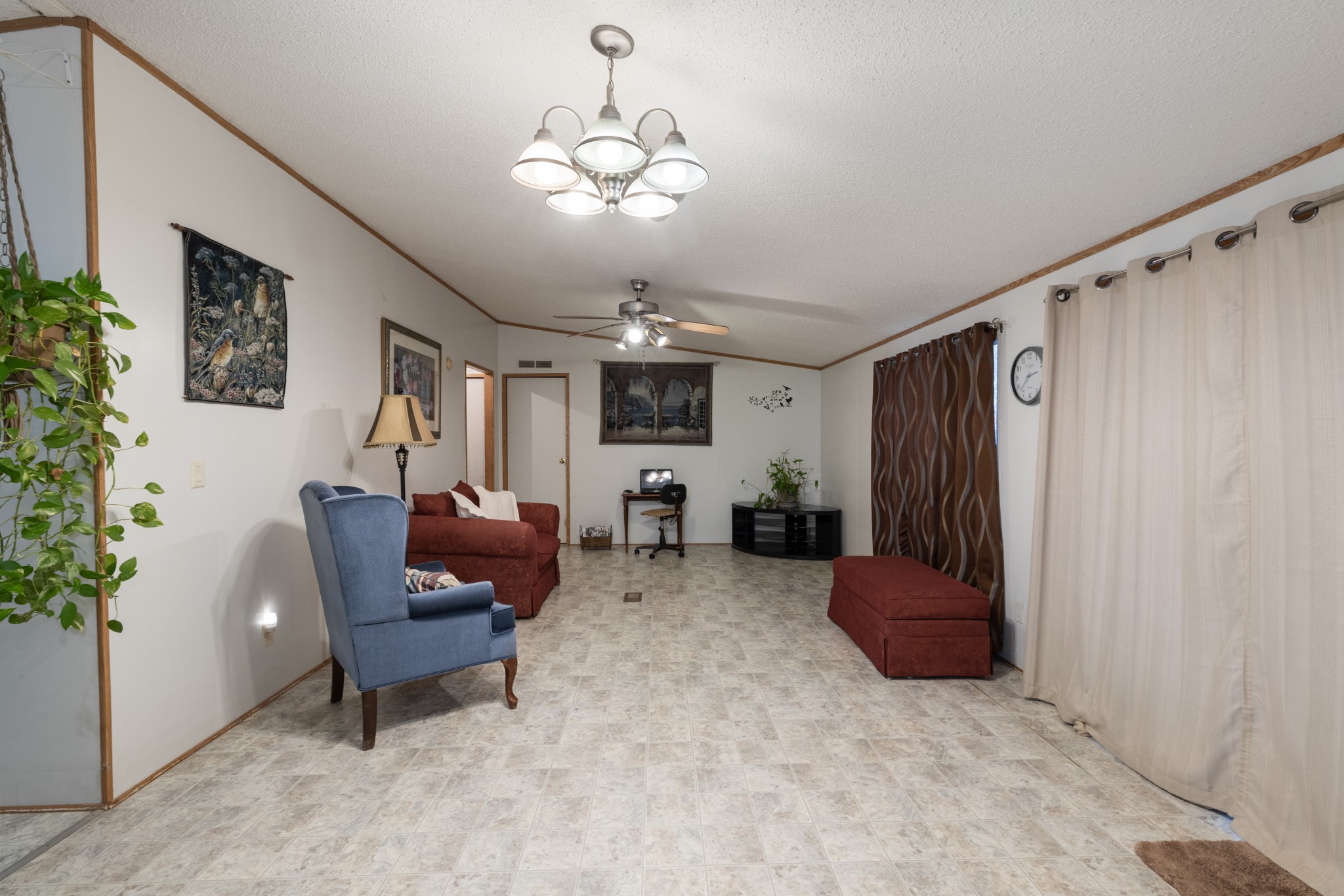 55 Clover Ln Property Photo 12