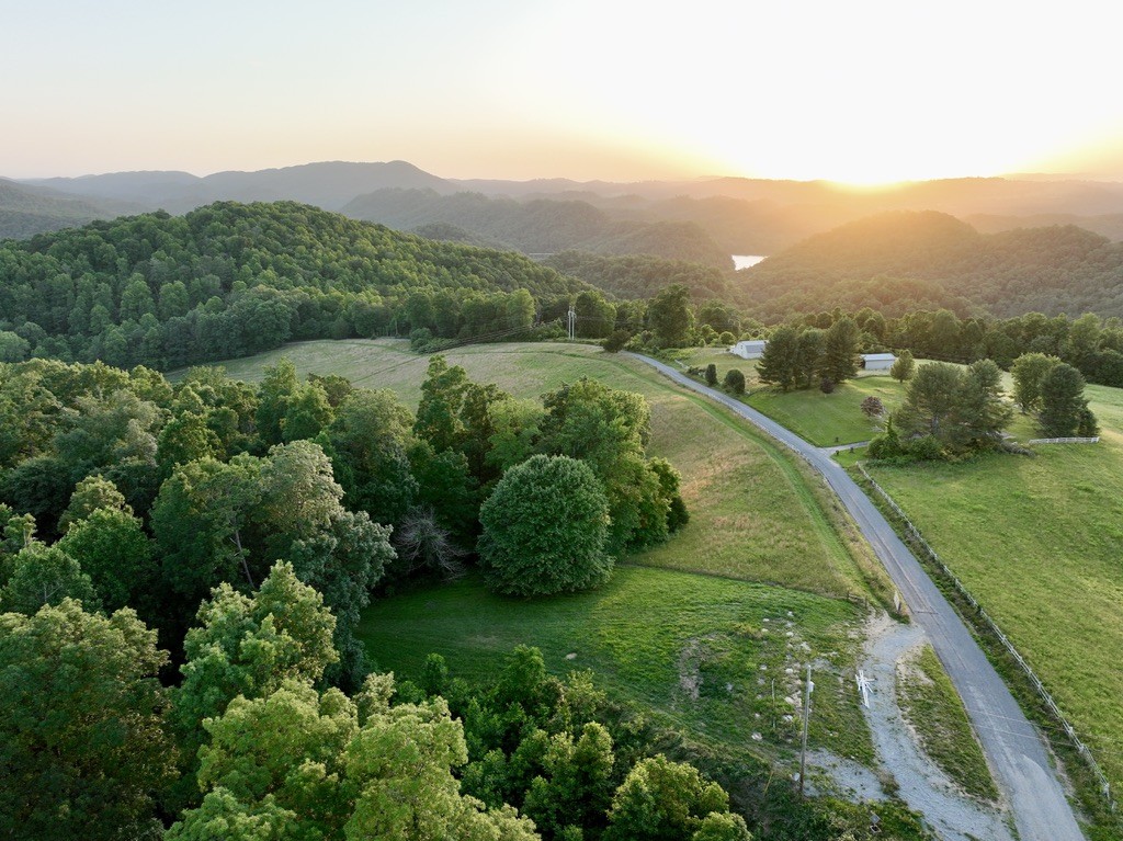 2083 Bundren Mountain Rd Property Photo 31