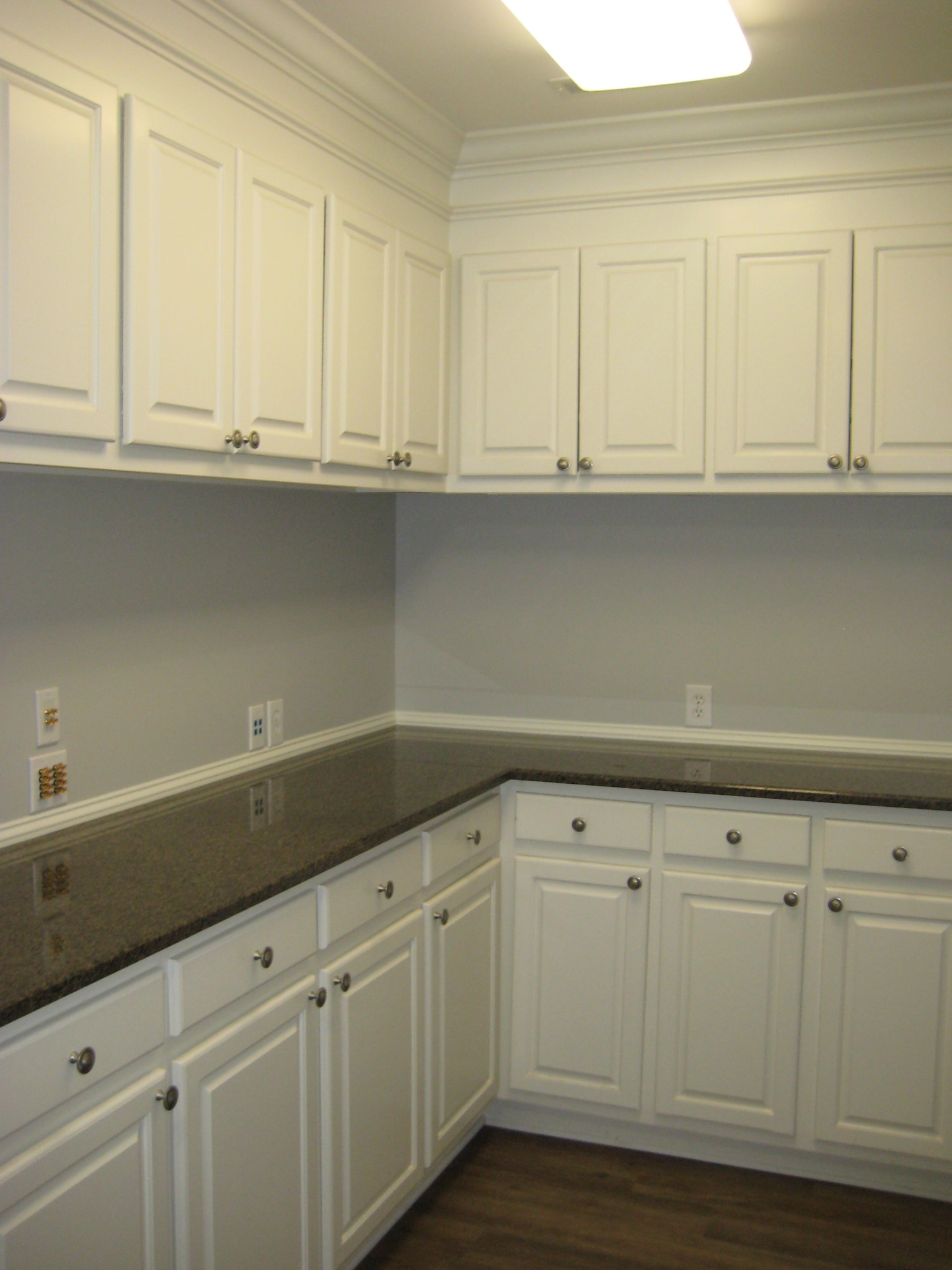 123 Se Parkway Ct Property Photo 12