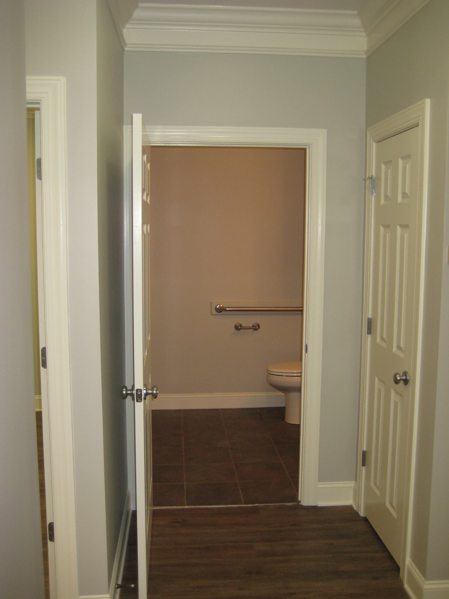 123 Se Parkway Ct Property Photo 15