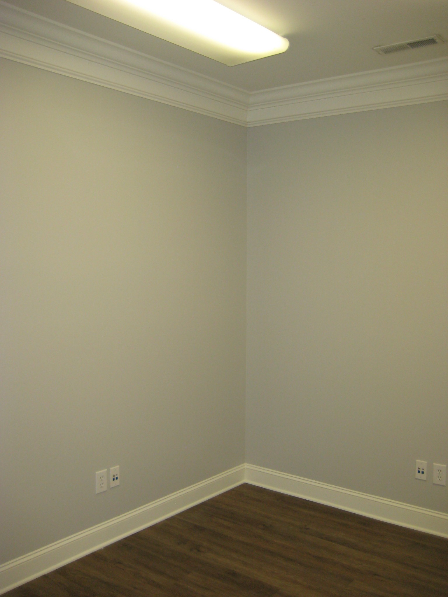 123 Se Parkway Ct Property Photo 17