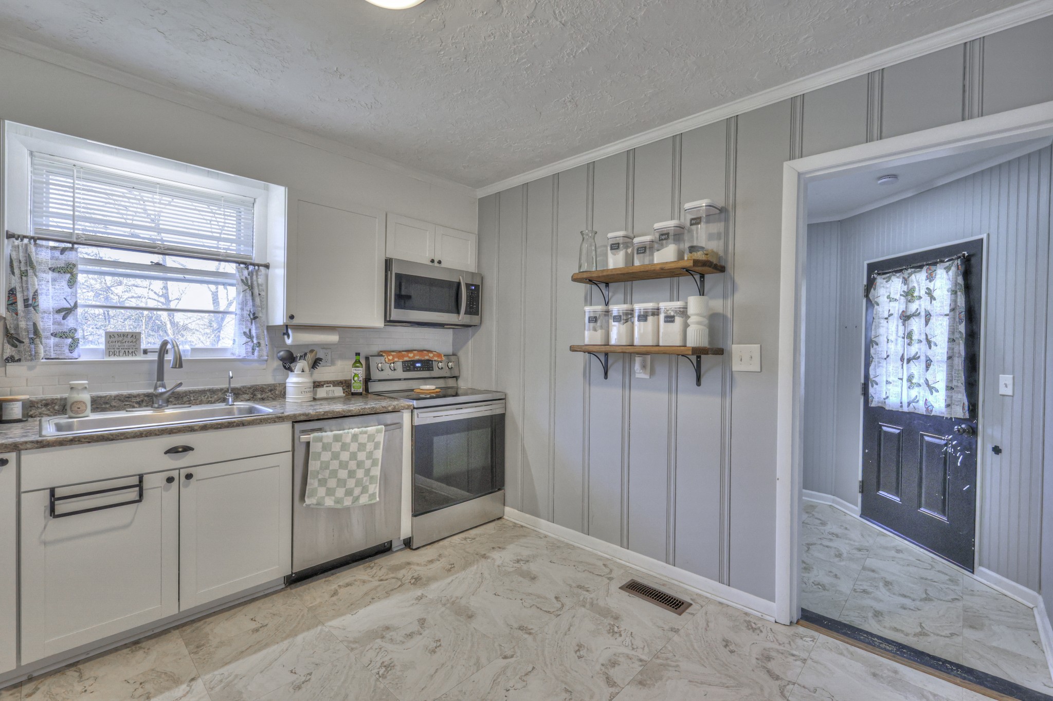 147 Hillview Hts Property Photo 16