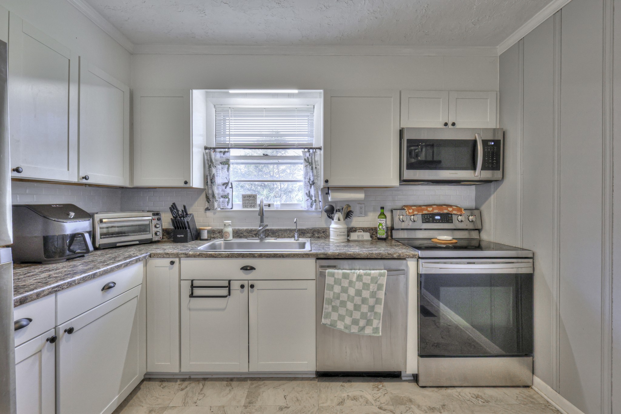 147 Hillview Hts Property Photo 18
