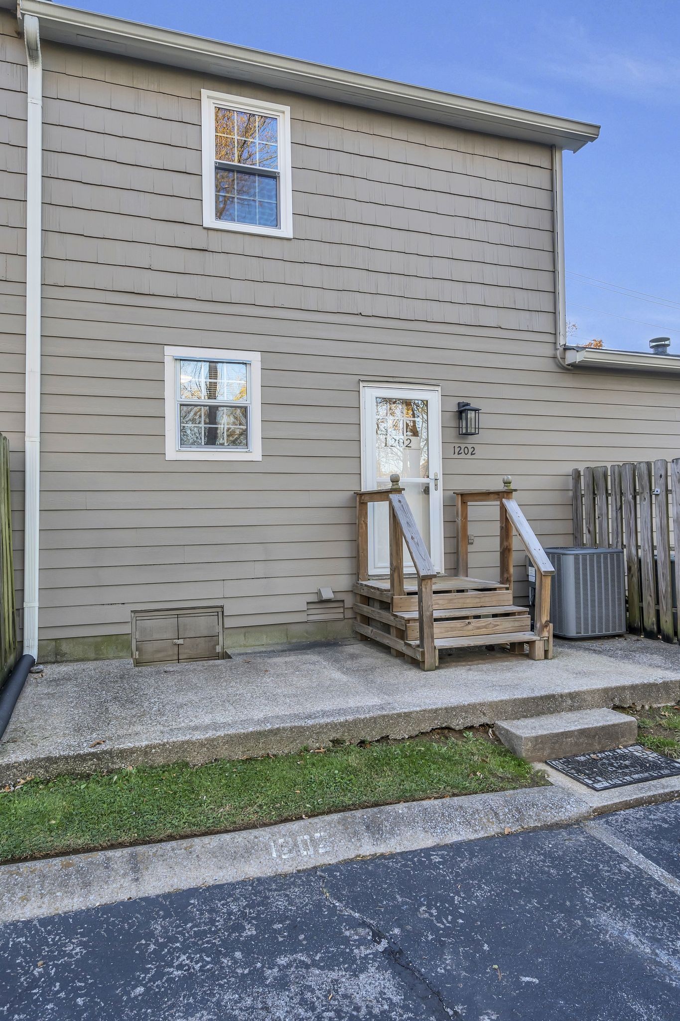 1202 Massman Dr Property Photo 28
