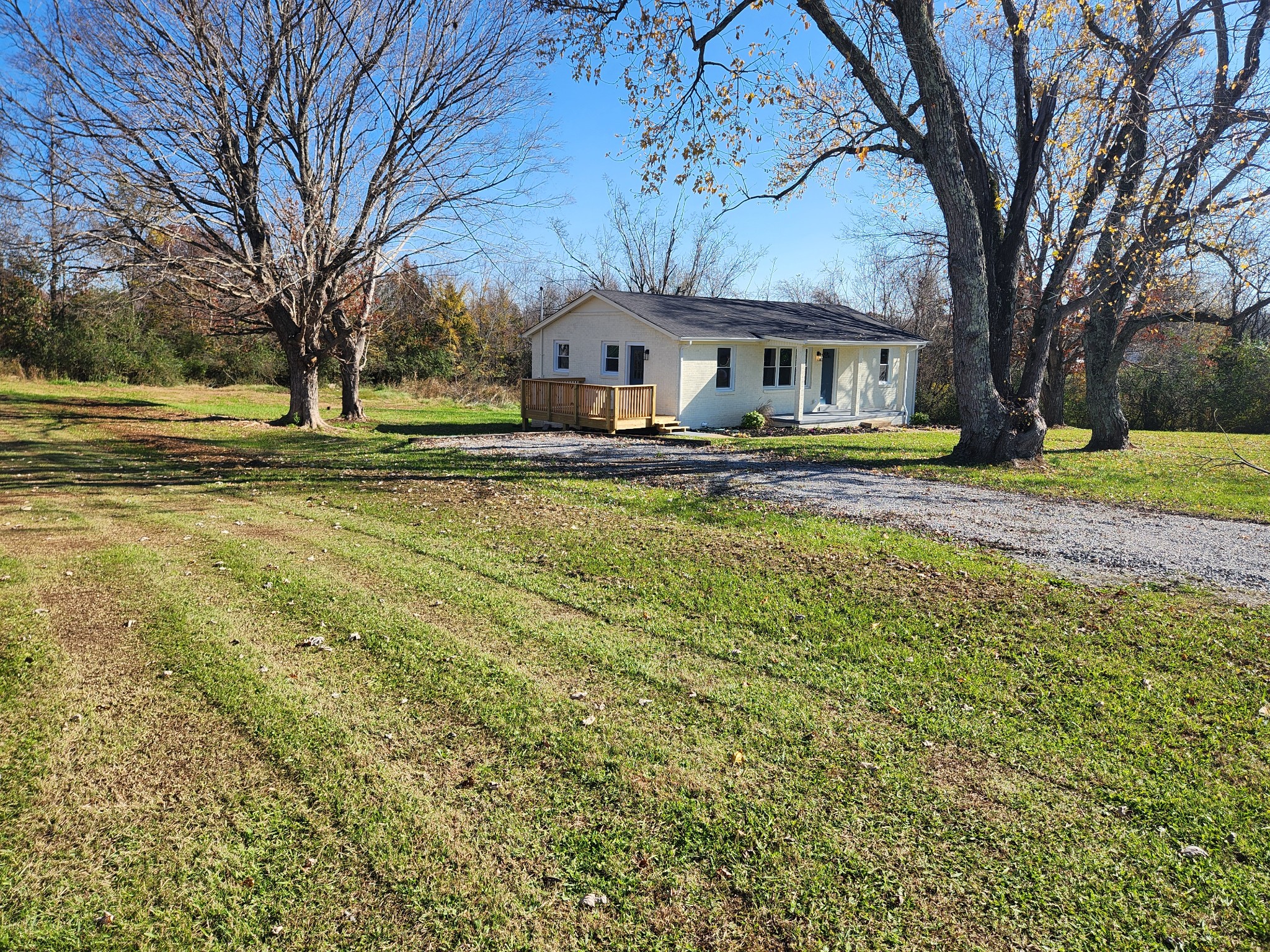 955 Rose Hill Rd Property Photo 6