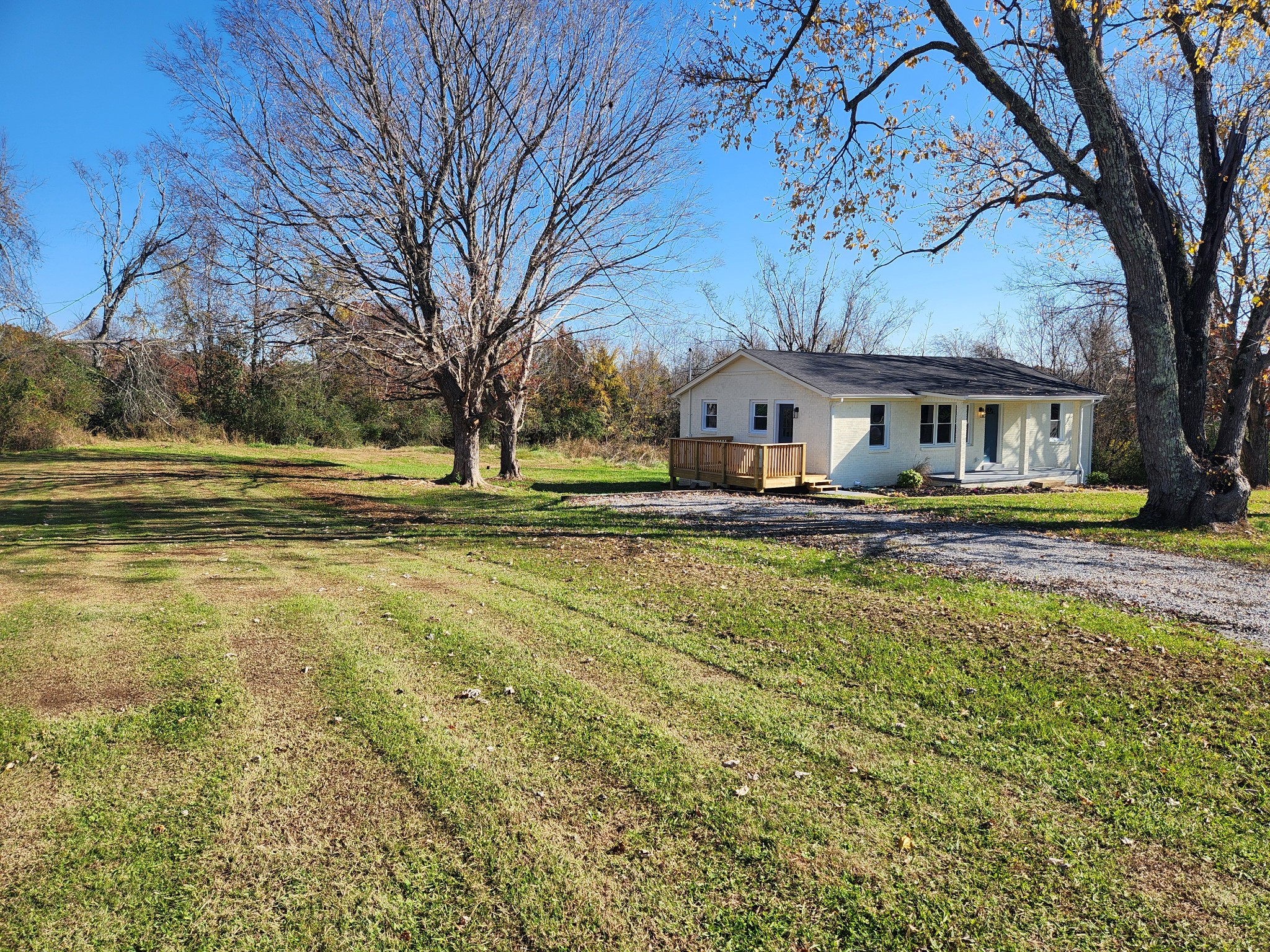 955 Rose Hill Rd Property Photo 7