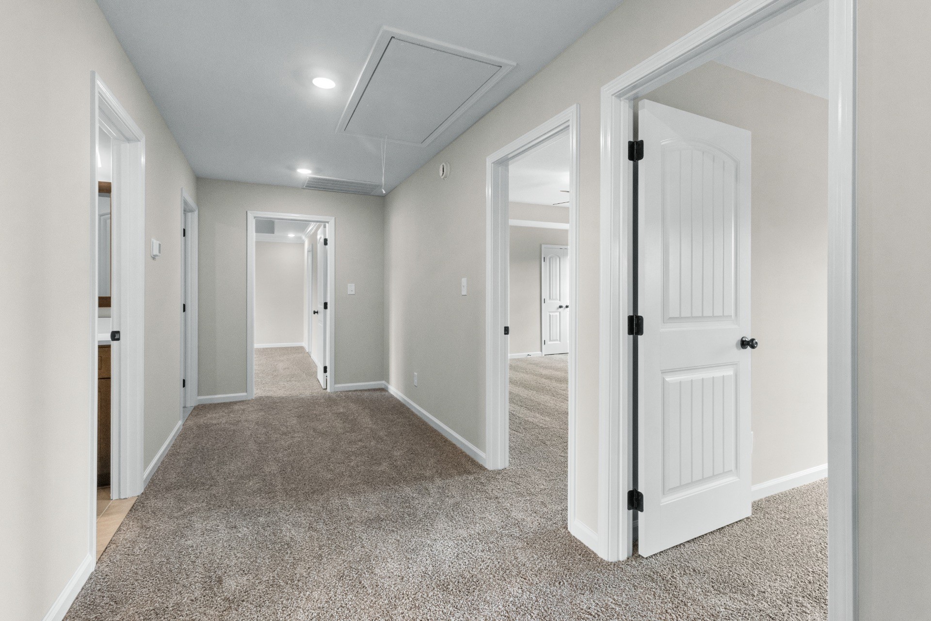 650 Woodrush Drive Property Photo 21