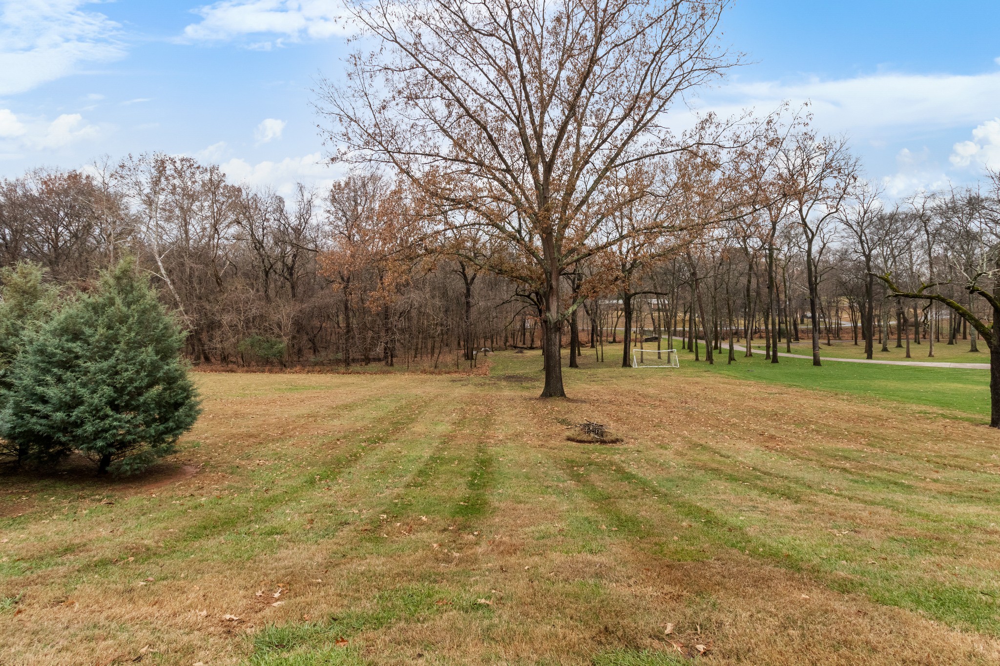 804 River Run Property Photo 40