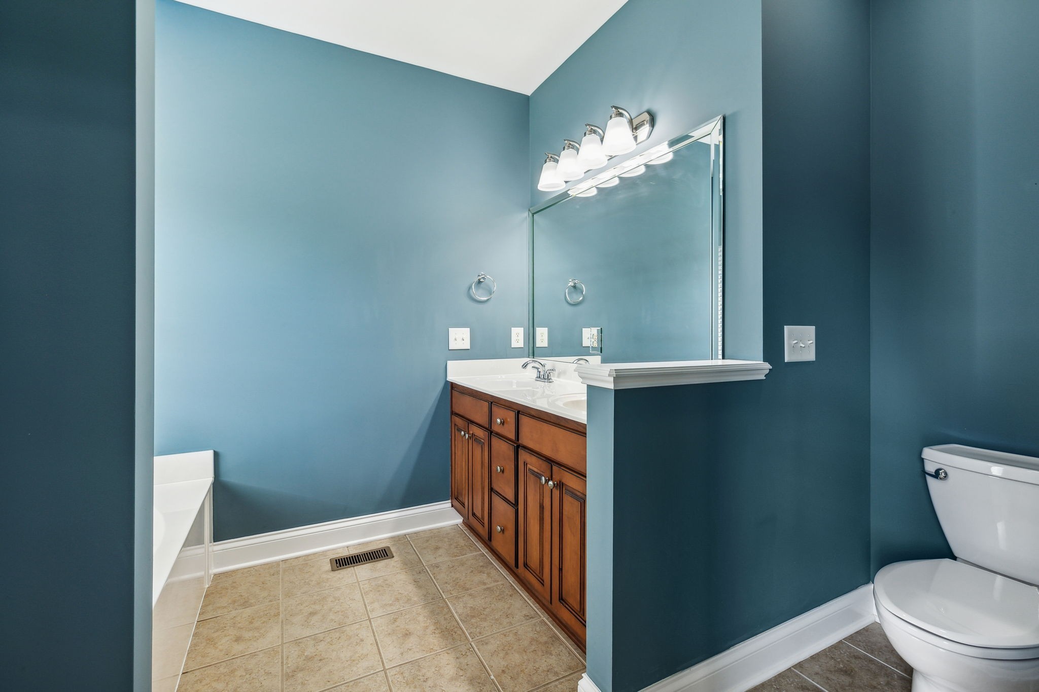 1050 Stonehollow Way Property Photo 36
