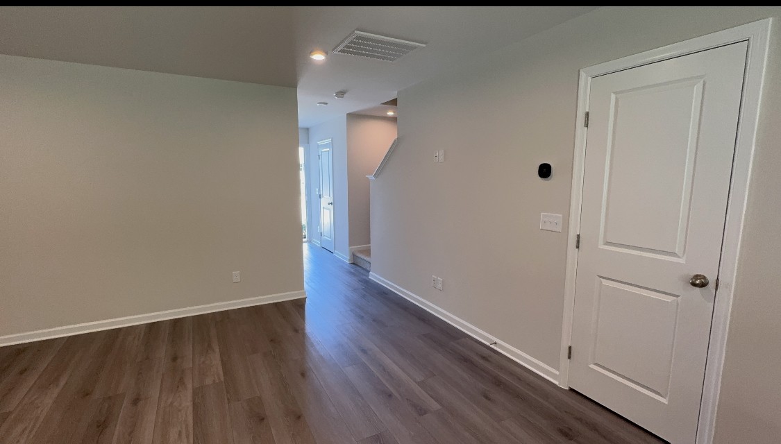 880 Knox Crest Dr Property Photo 5