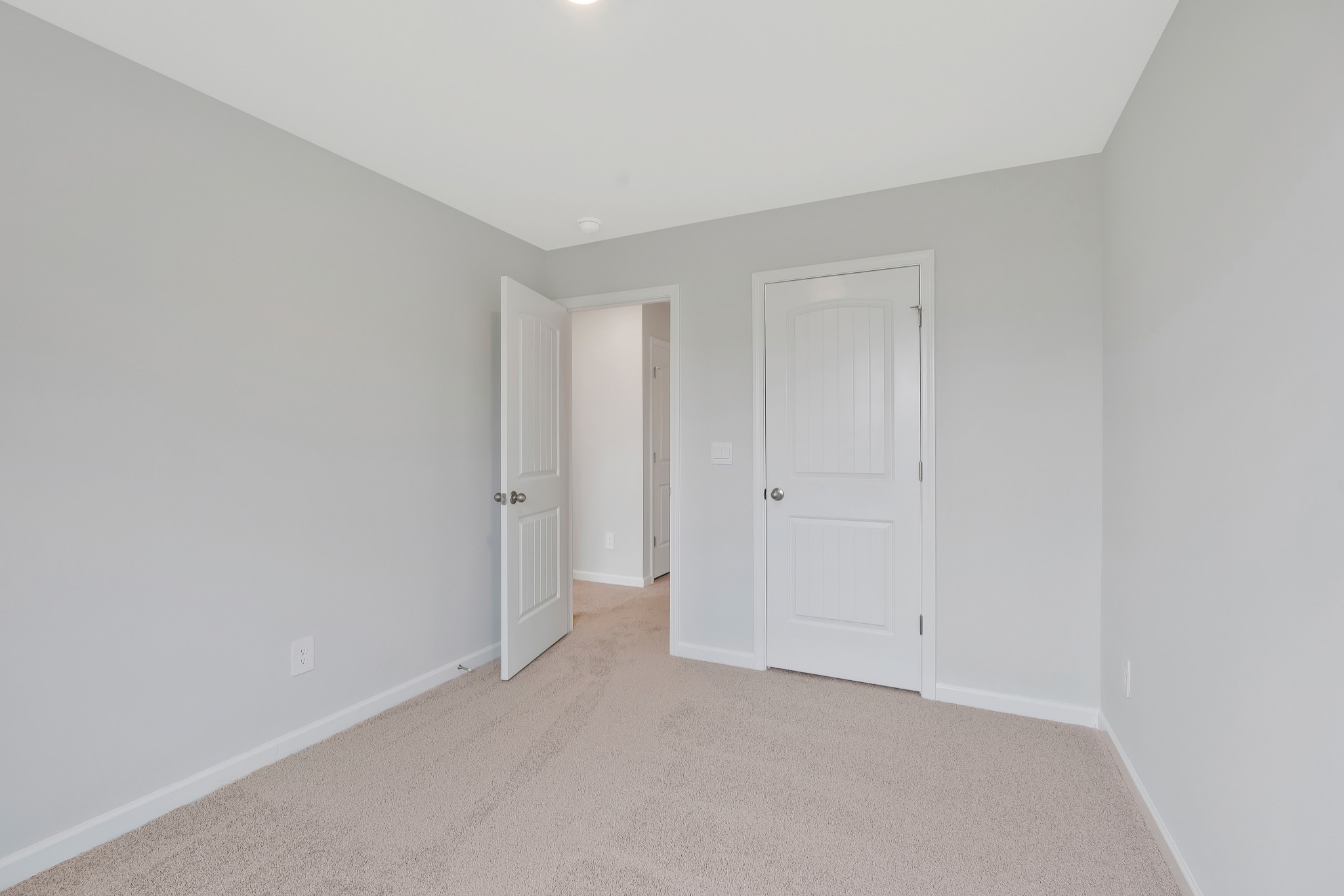 654 Longtail Ln Property Photo 16