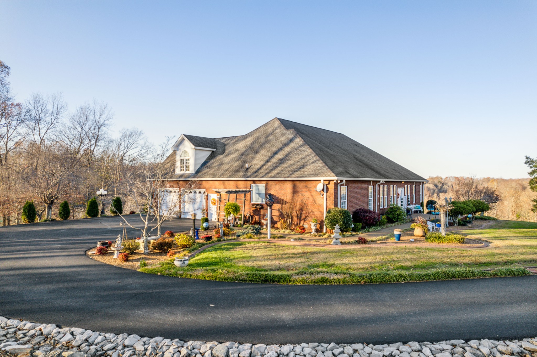 5728 Highway 52, E Property Photo 6