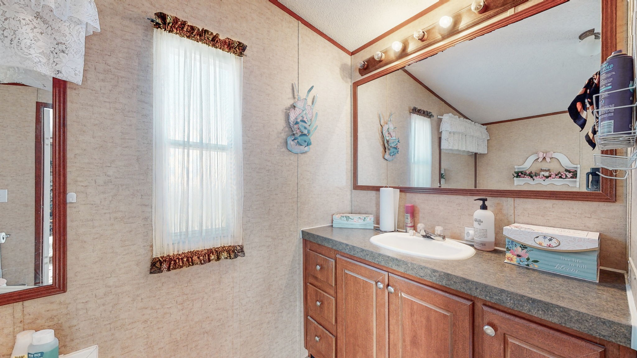 8314 Sandy Hook St Property Photo 24