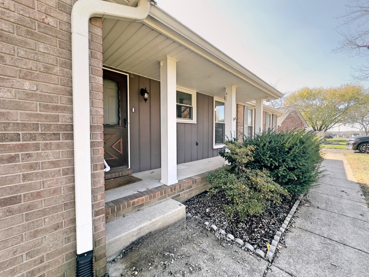 1760 Heritage Dr Property Photo 2