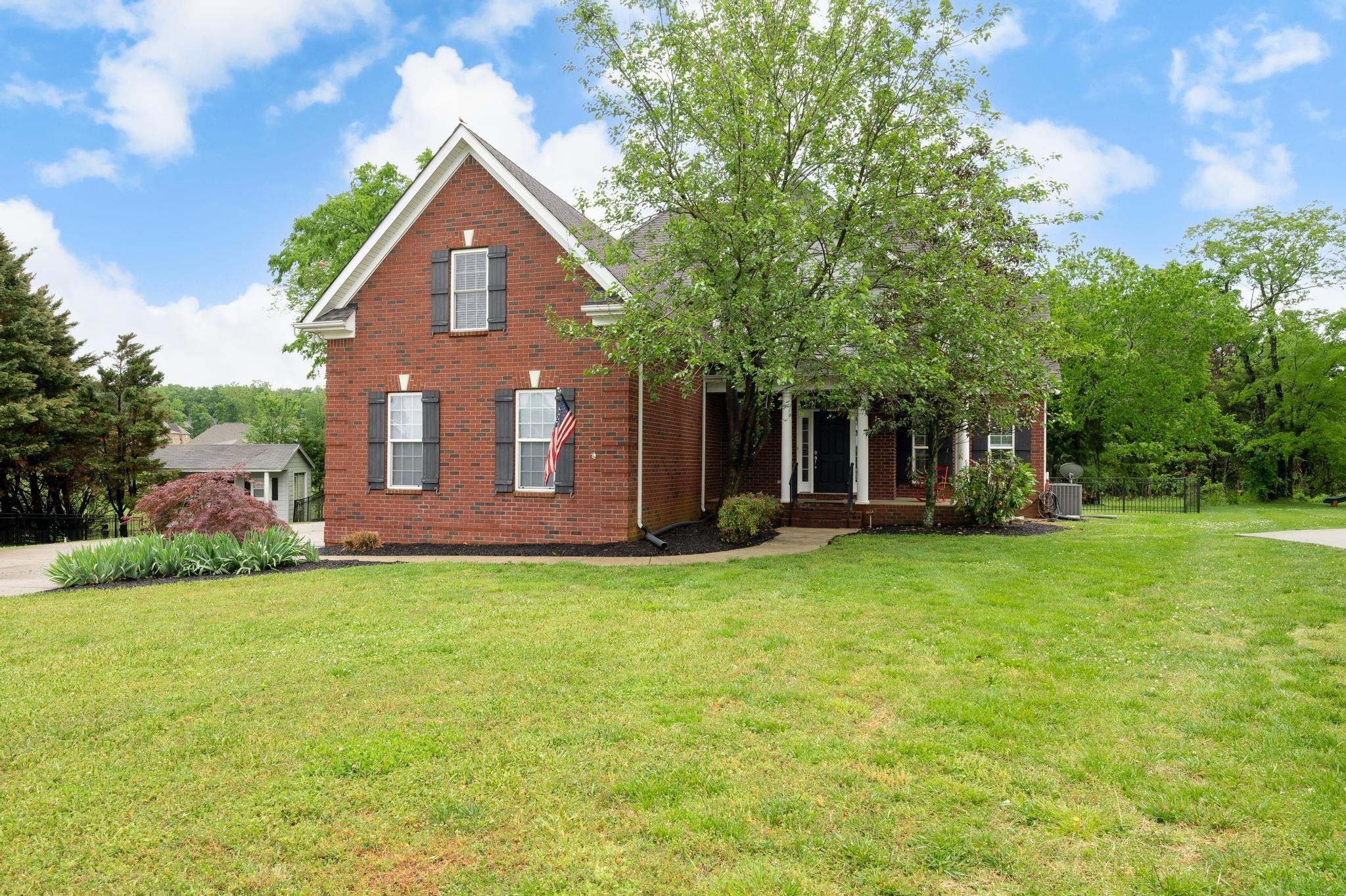 337 Leconte Ct Property Photo 1