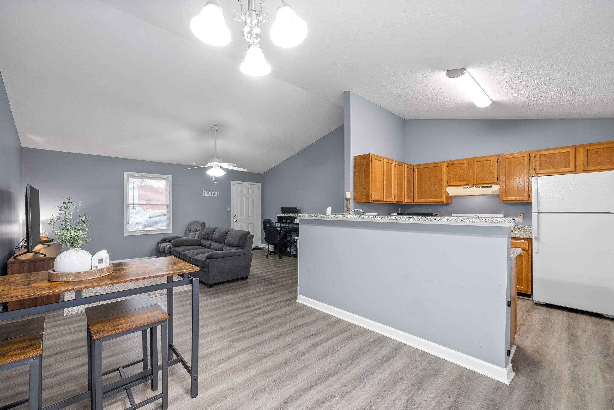 2921 Pawnee Dr Property Photo 1