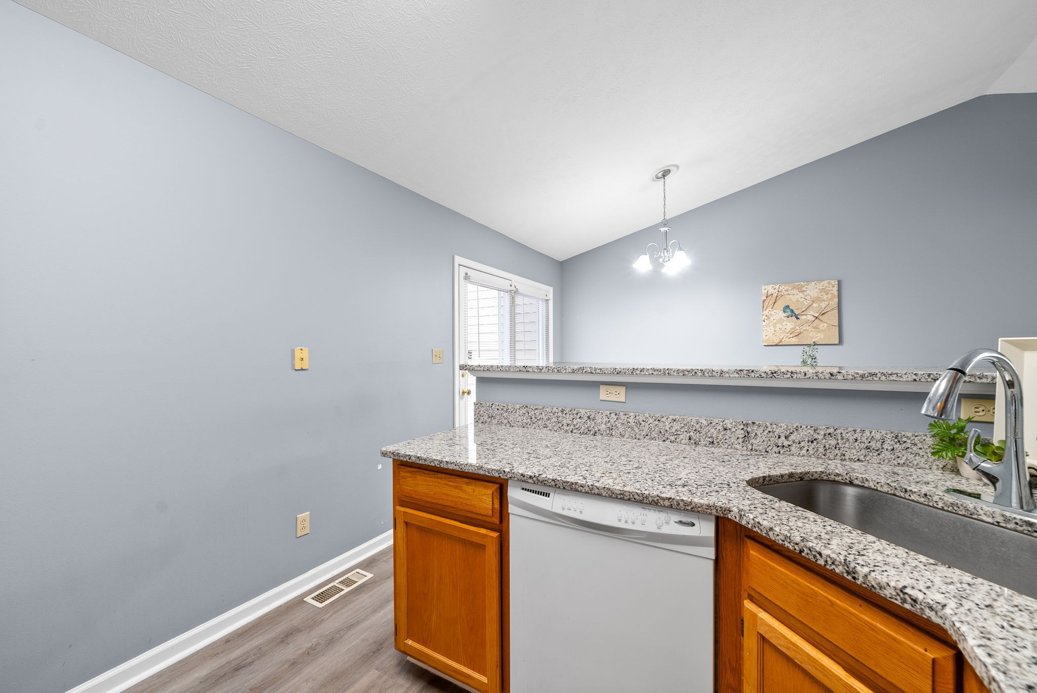 2921 Pawnee Dr Property Photo 16
