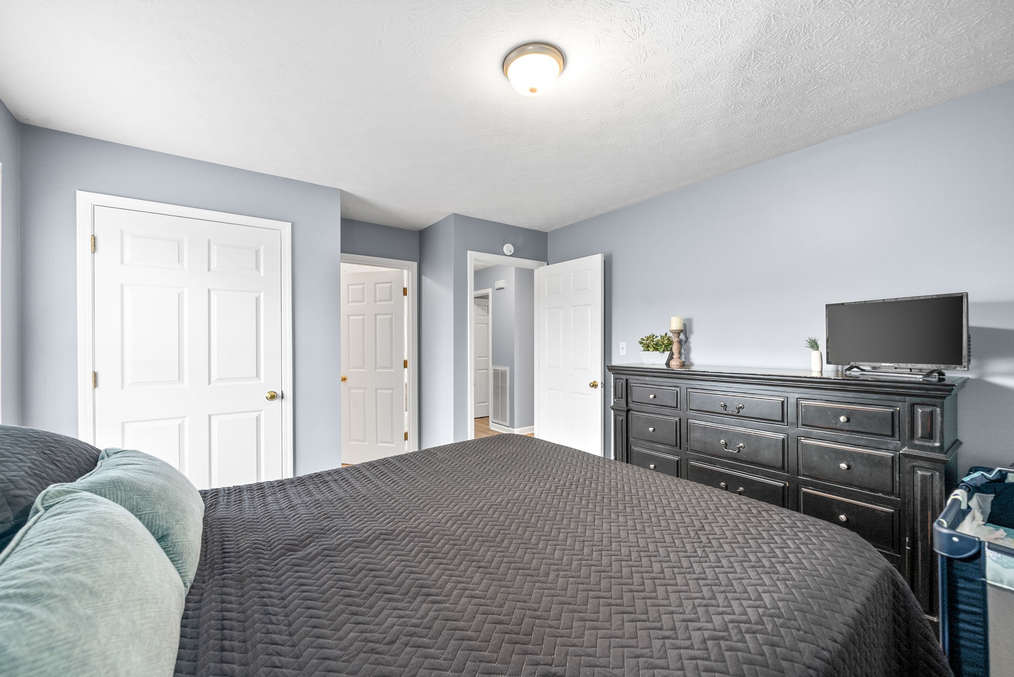 2921 Pawnee Dr Property Photo 18