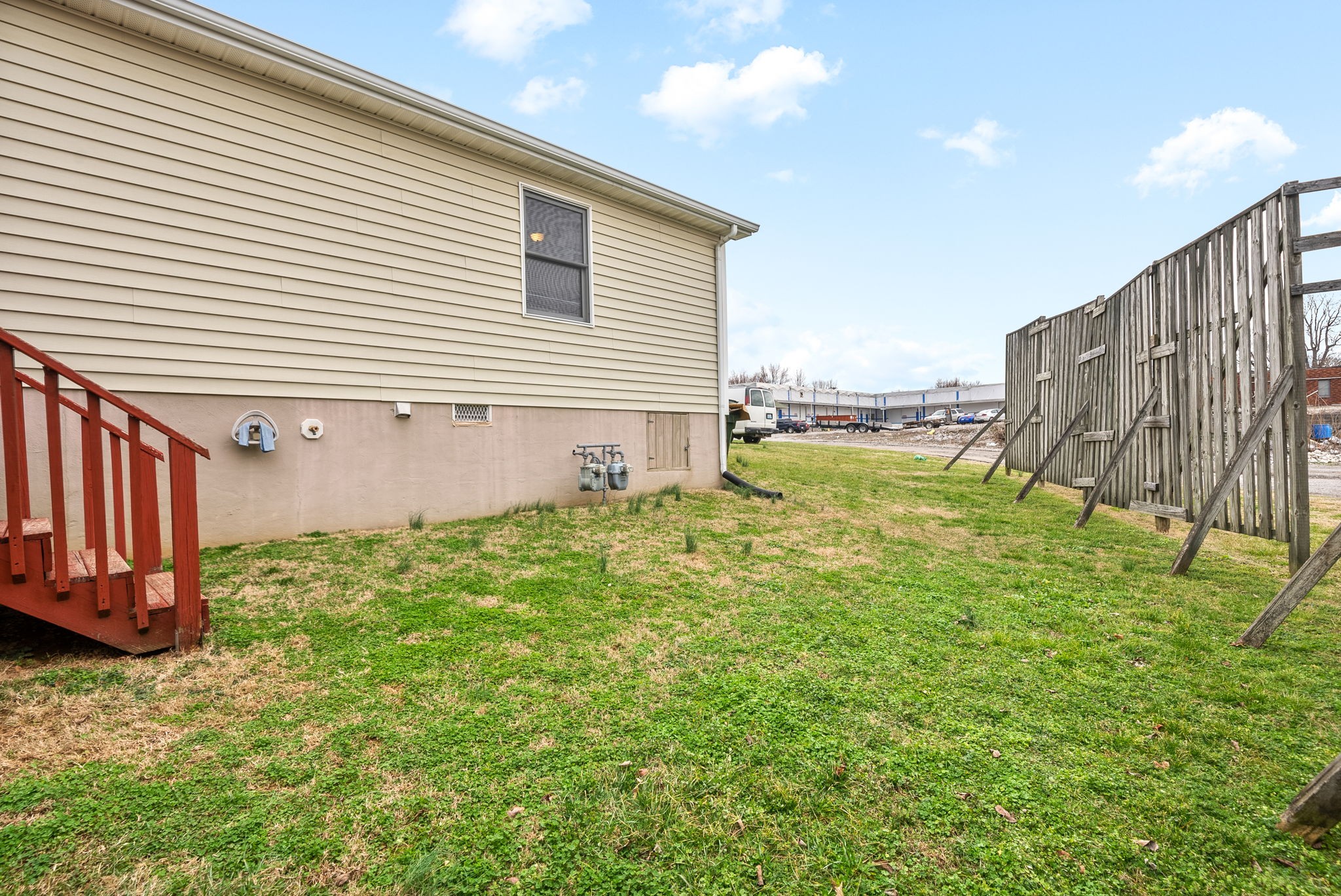 2921 Pawnee Dr Property Photo 27