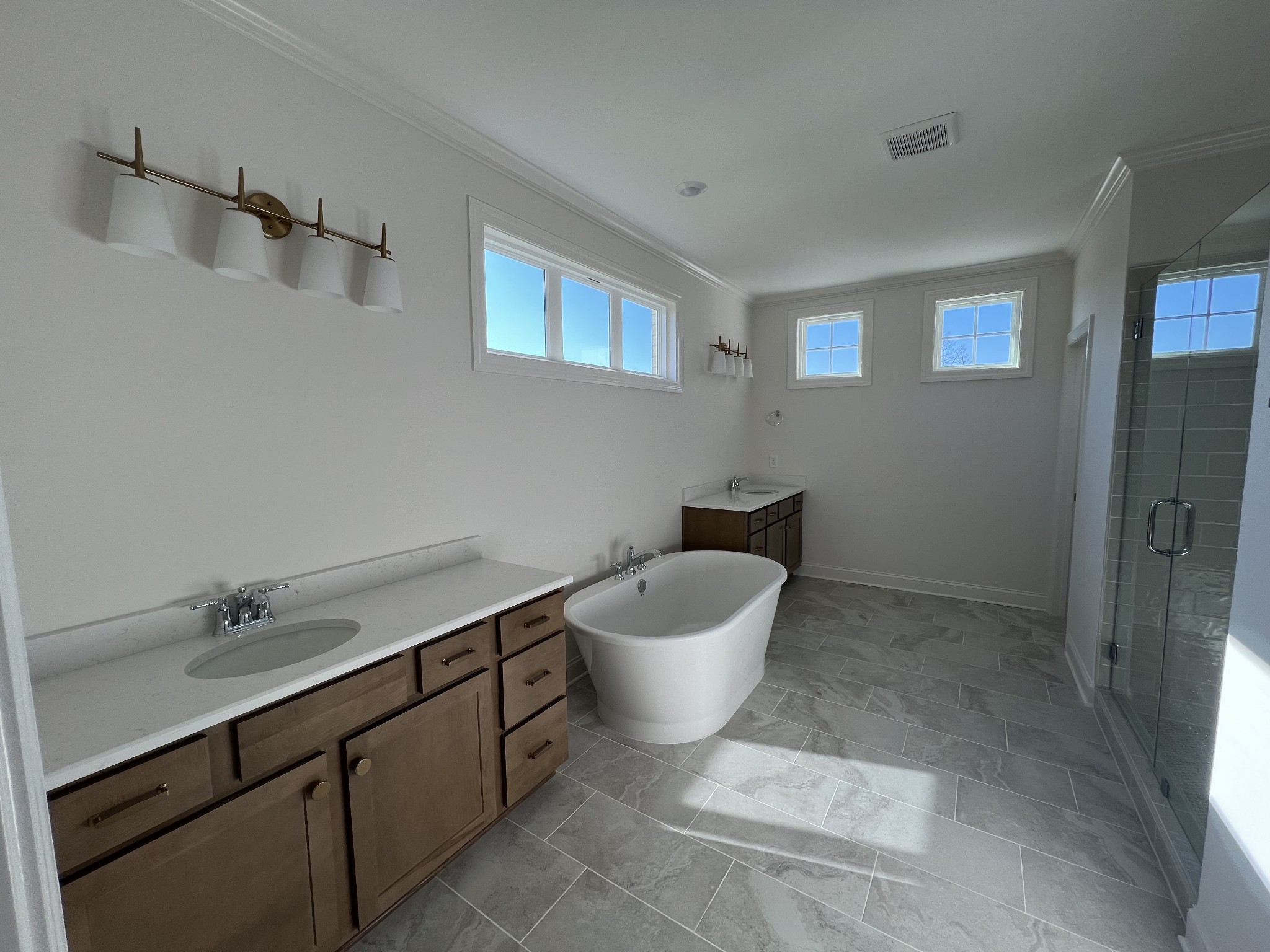 7709 Woodford Drive Property Photo 10